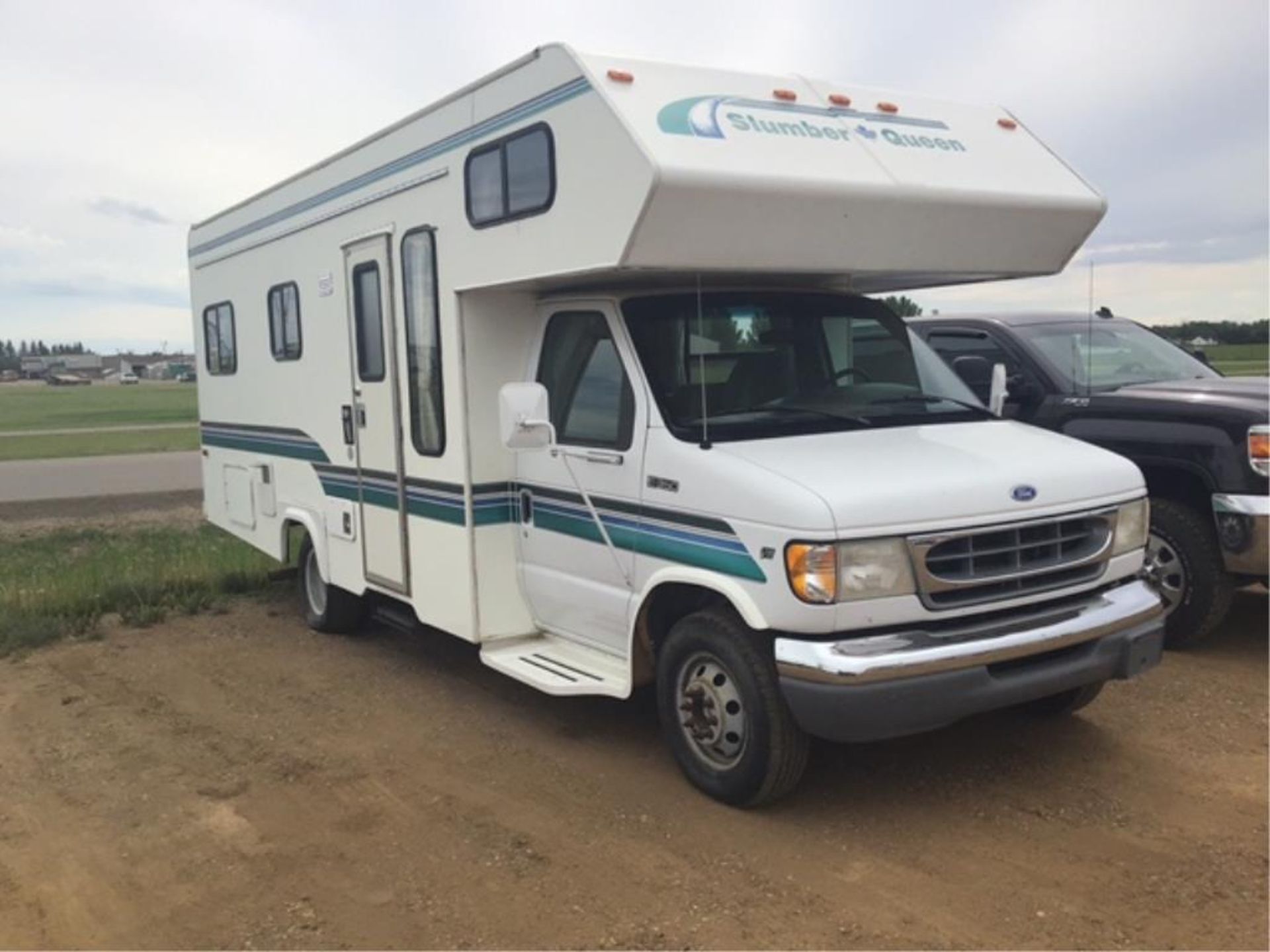 1997 Ford Slumber Queen Motorhome Classic C VIN 1FDKE30S0VHA90753 V10 Triton Eng, A/T, 135,280km.