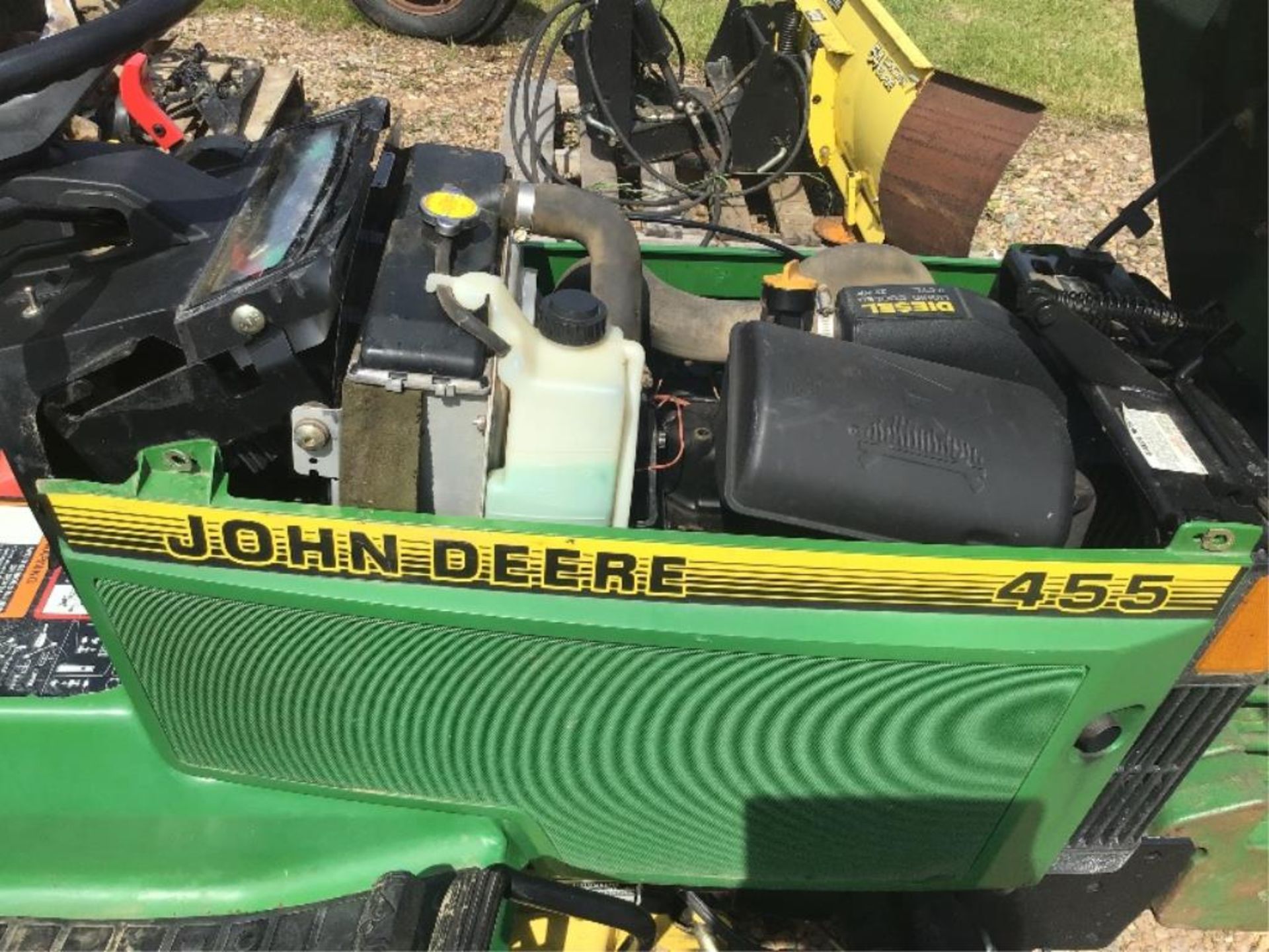 "1996 John Deere 455 Hydrostatic Drive Lawn Mower Tractor - Image 7 of 8