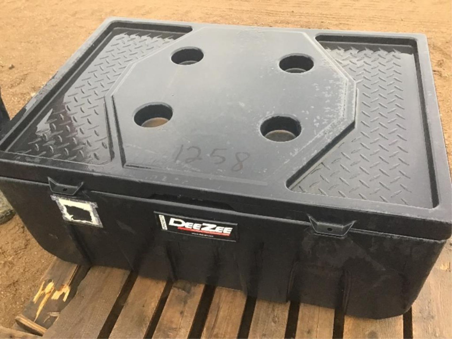 DeeZee Jockey Box