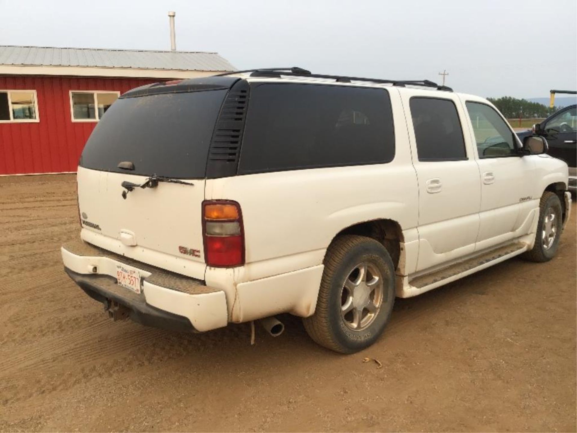 2006 GMC Yukon Denali AWD SUV VIN 1GKFK66U76J176617 5.3L V8 Vortec Eng, A/T, 7-pass, Leather Int, - Image 3 of 20