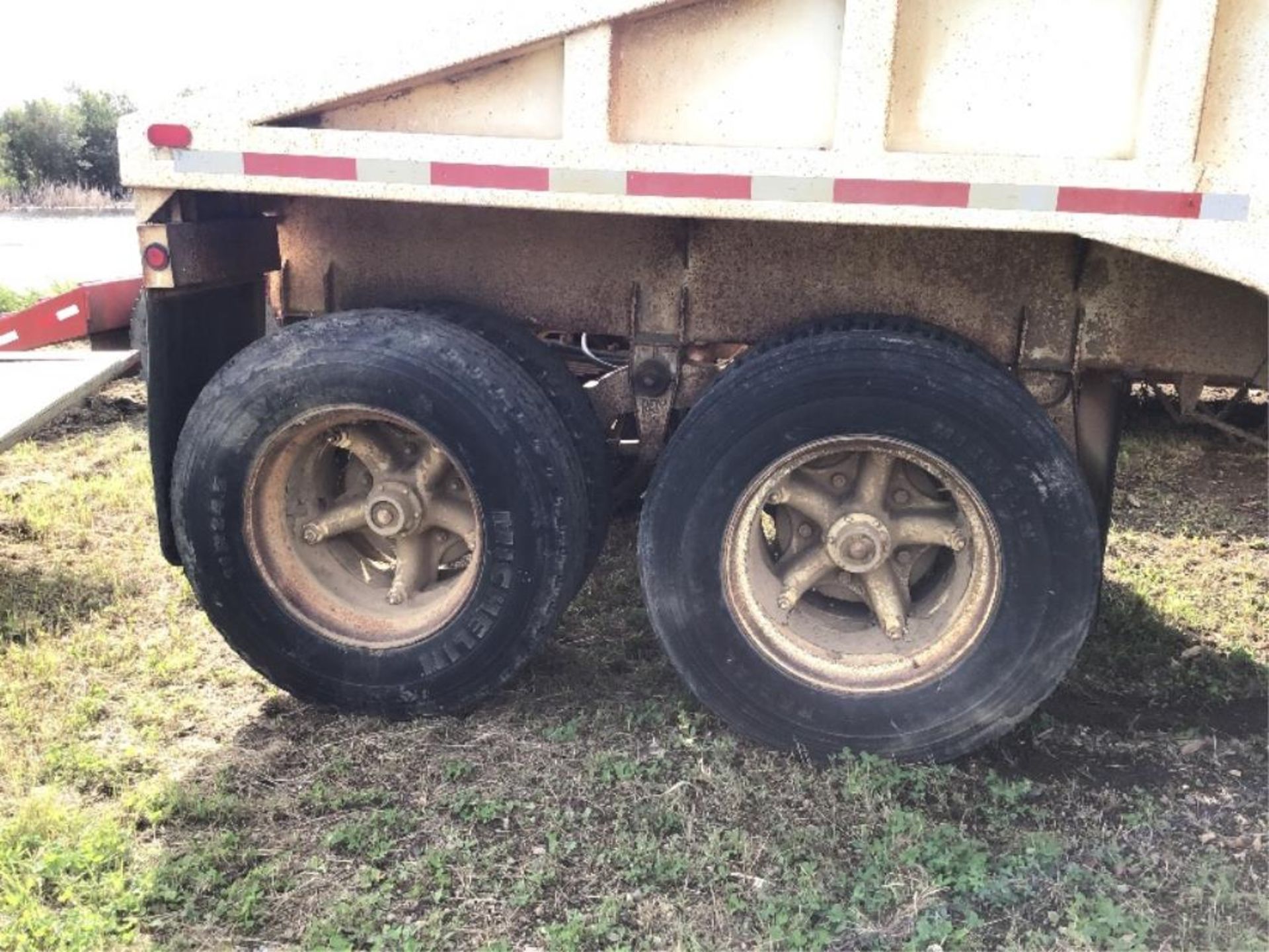 1980 Arnes T/A Belly Dump Gravel Trailer VIN AR803688 Spring Susp - Image 3 of 10