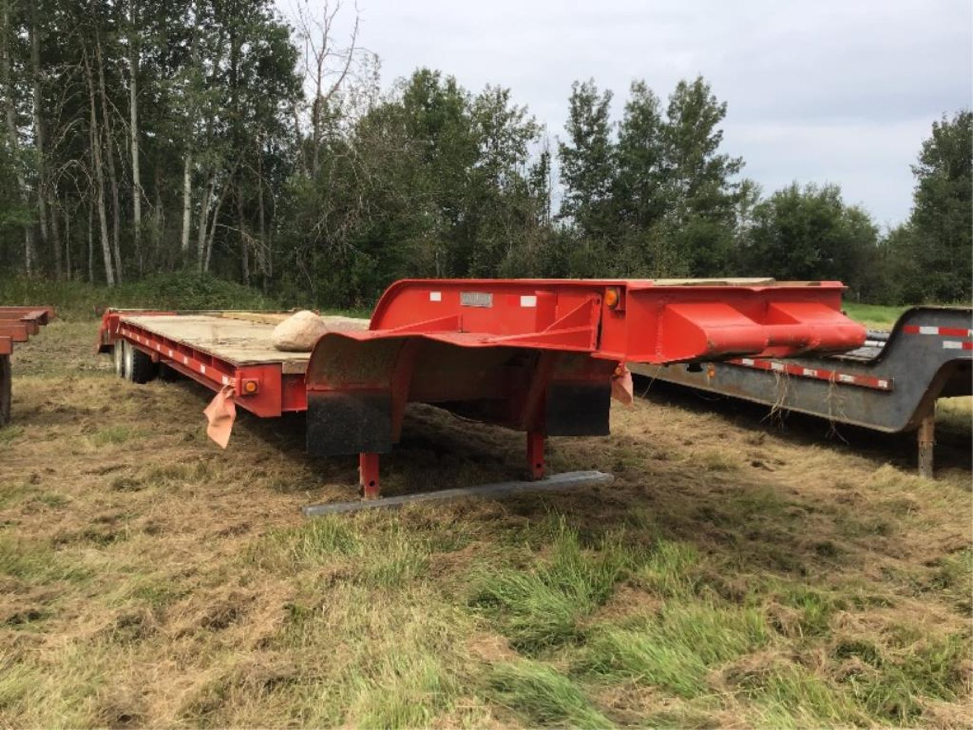 1979 Columbia 40-Ton T/A 40Ft Low Bed Trailer VIN ROL7498809 11R22.5 Tires, Spring Susp, 10Ft Wide