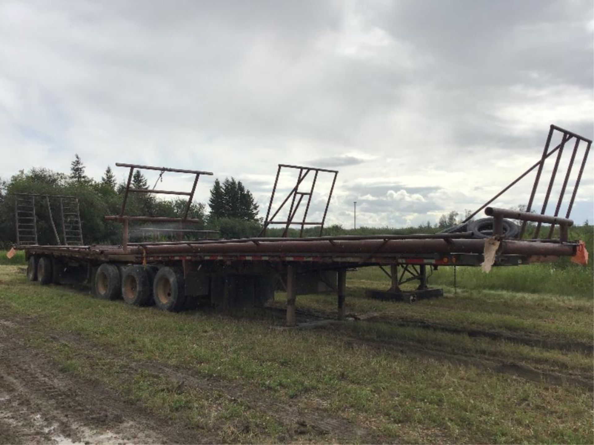 Super-B Round-Bale Bale-Hauler Trailer Air Ride Susp, 11R22.5 Tires