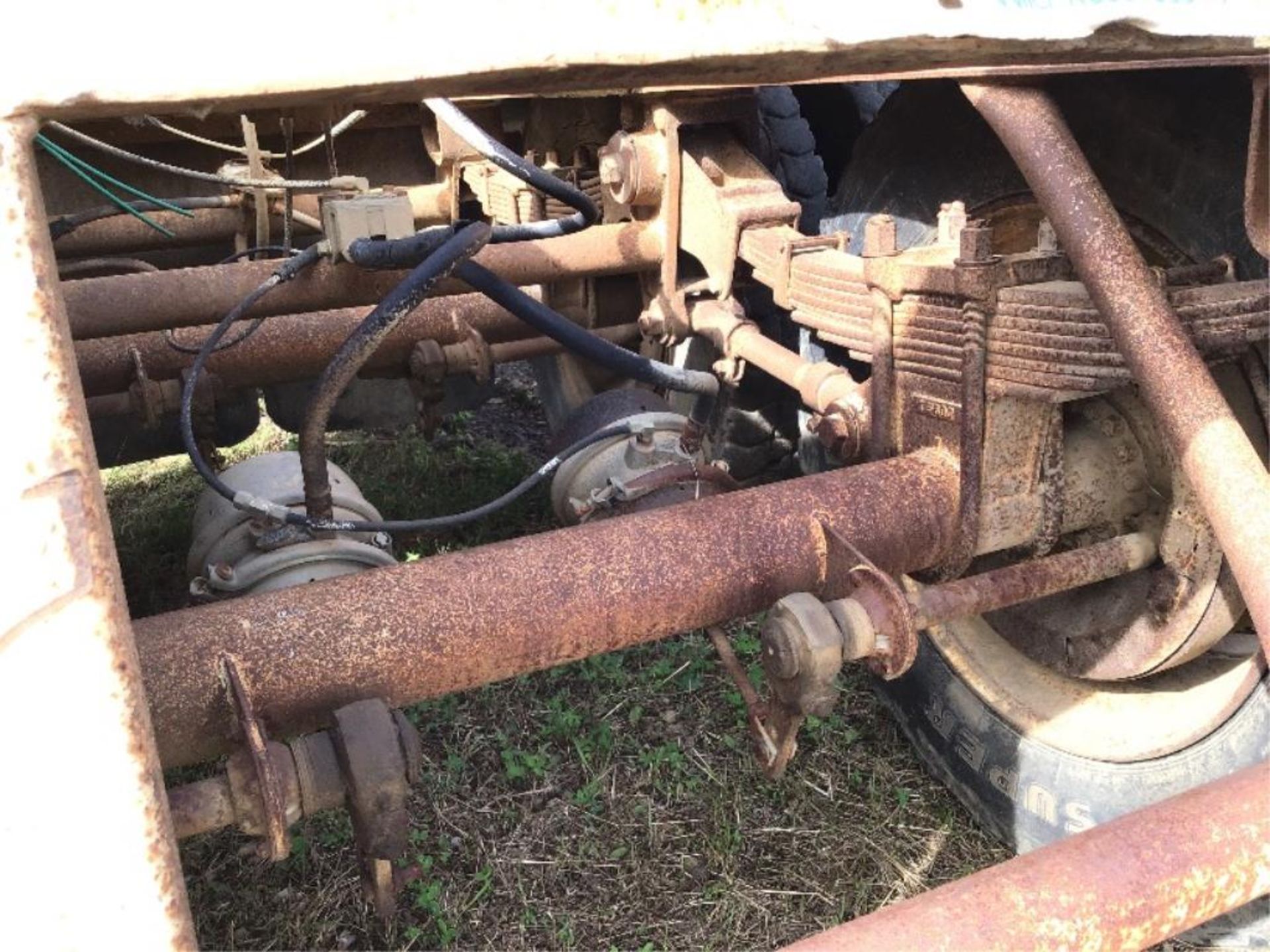 1980 Arnes T/A Belly Dump Gravel Trailer VIN AR803688 Spring Susp - Image 7 of 10