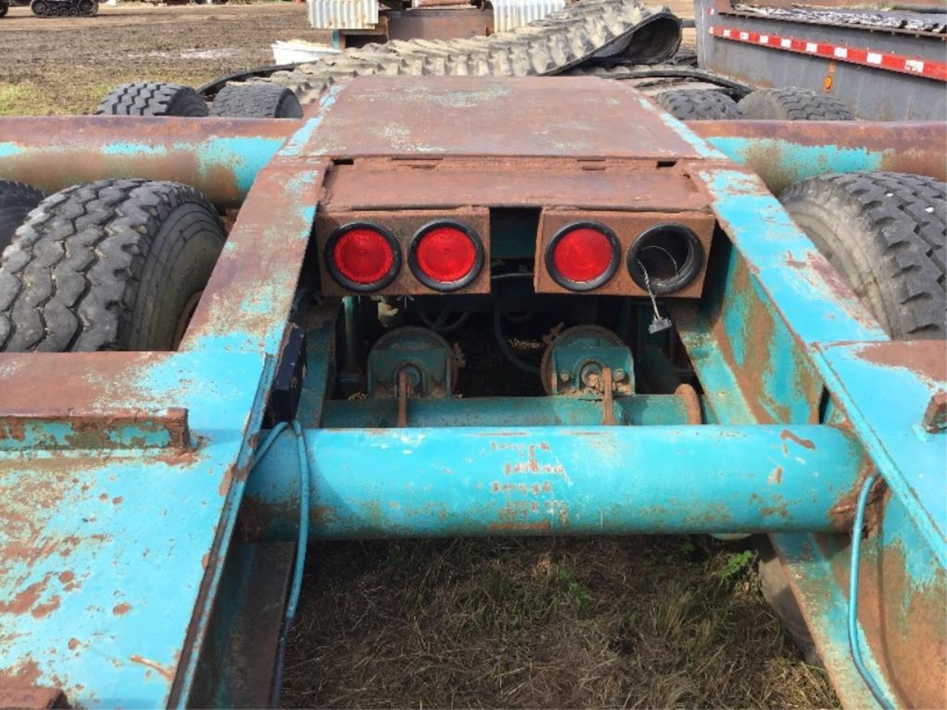 Drop Deck Low Boy Equipment Trailer Working Deck is 18Ft X 9.5Ft Wide. - Image 5 of 8