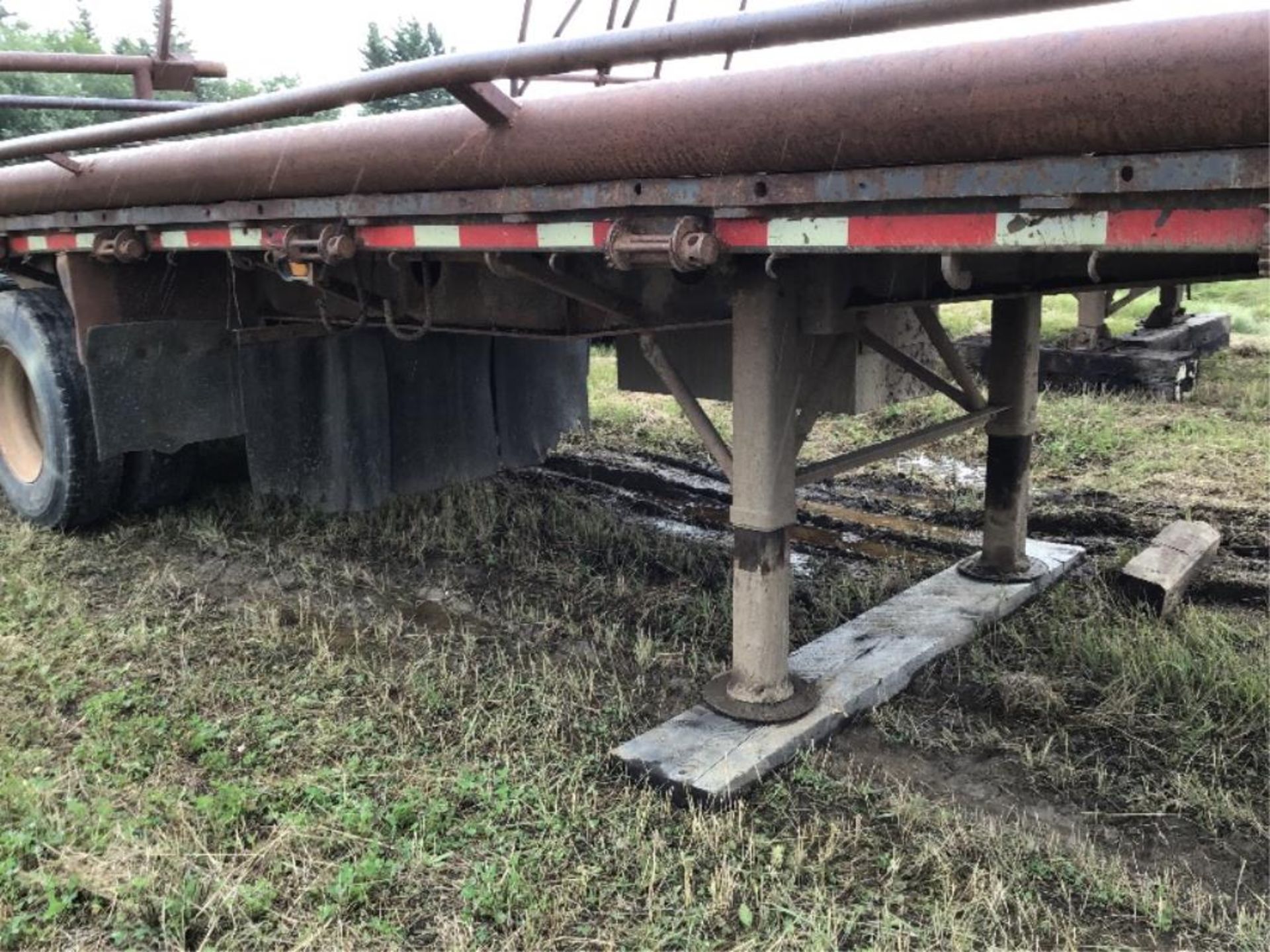 Super-B Round-Bale Bale-Hauler Trailer Air Ride Susp, 11R22.5 Tires - Image 2 of 13