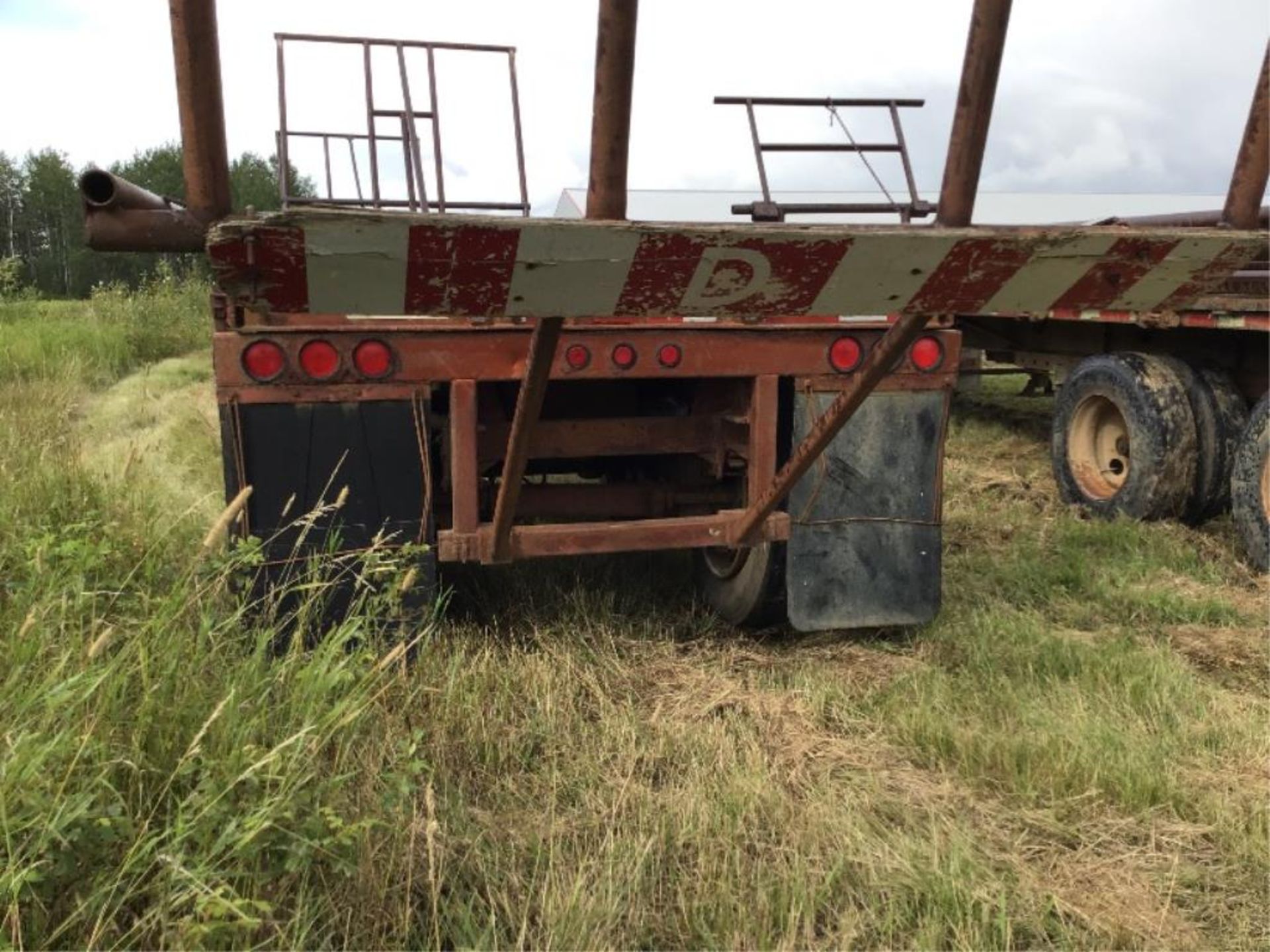 B-Train Round-Bale Bale-Hauler Trailer Sprin Ride Susp, 11R24.5 Tires - Image 10 of 17