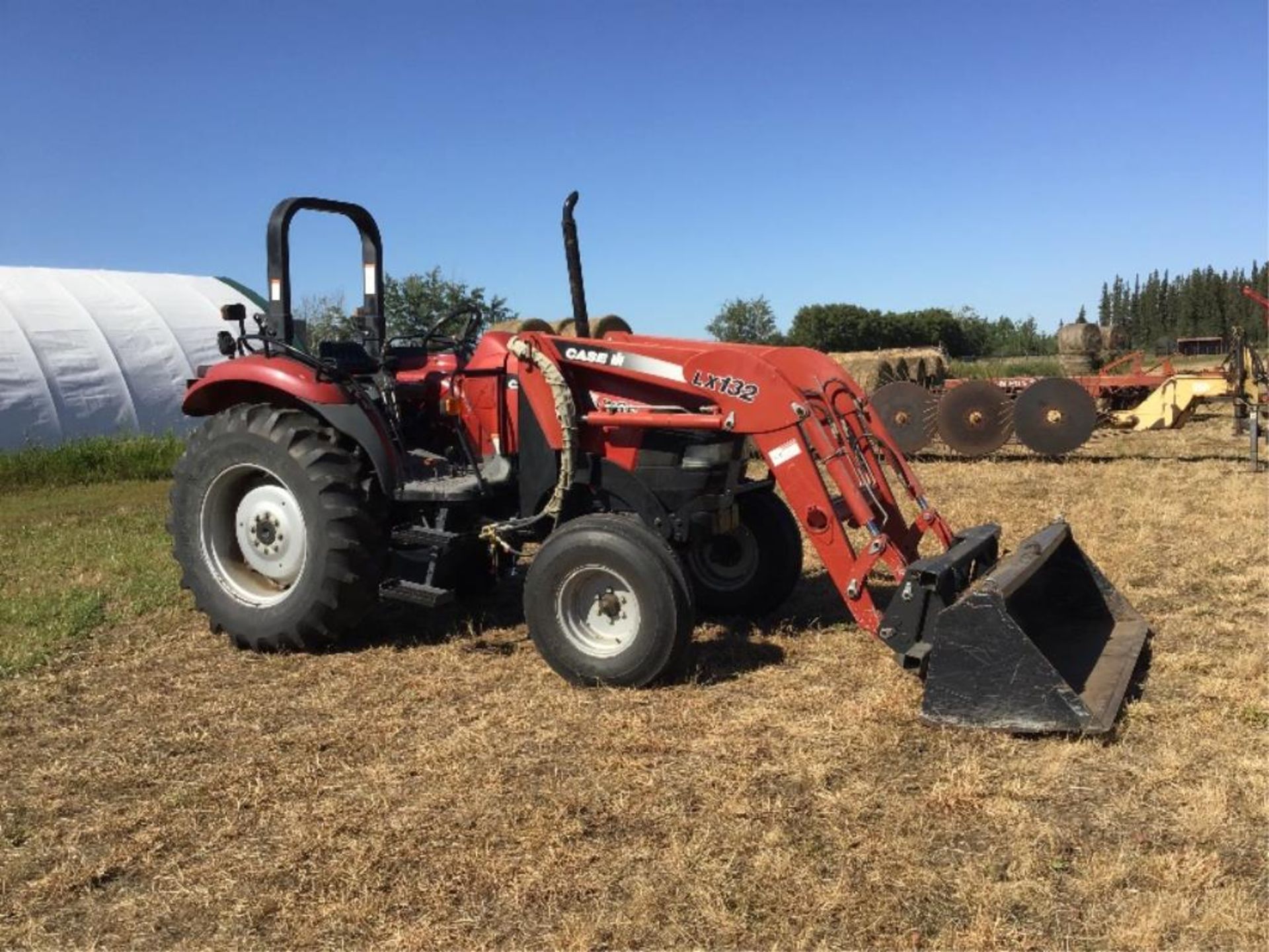 2004 JX65 Maxxima 2wd Case IH Utility Tractor 65hp, 1060hrs, 12 Spd St/Trans, Shuttle Shift, C/W LX