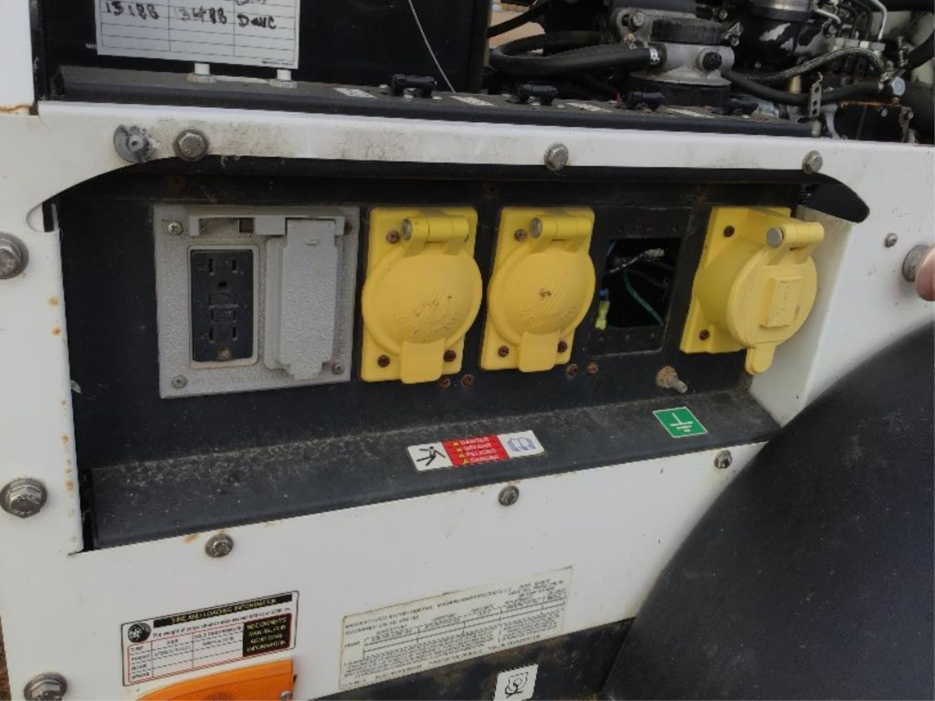 2012 Magnum MLG15 15KVA Generator VIN 5AJLS1614CB004199 Engine does not run smooth, Generator works. - Image 8 of 10