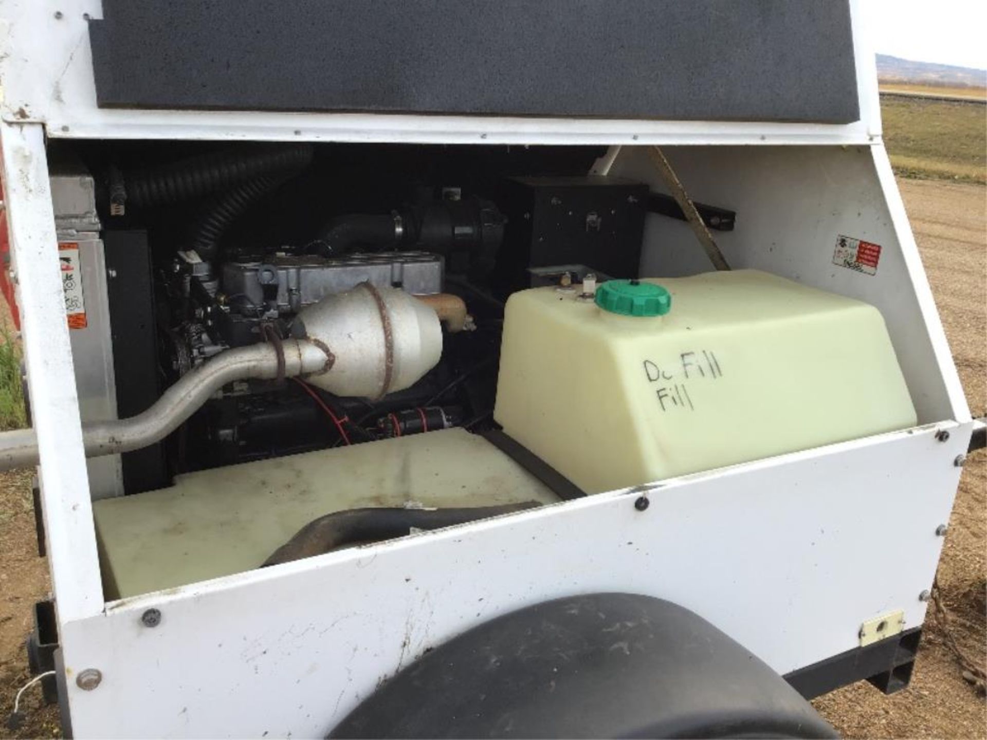 2012 Magnum MLG15 15KVA Generator VIN 5AJLS1614CB004199 Engine does not run smooth, Generator works. - Image 4 of 10