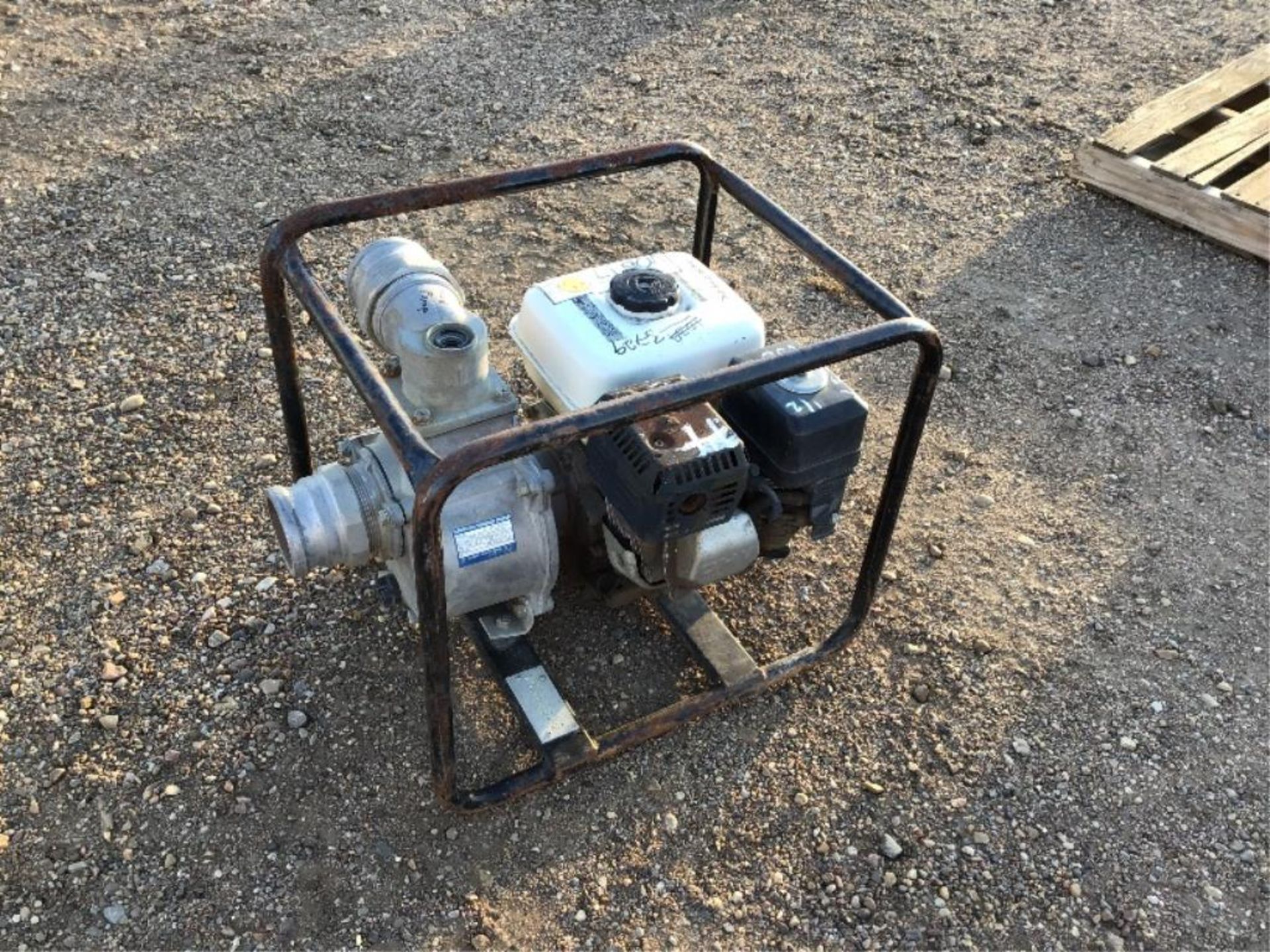 Honda 5.5hp 3in Water Pump Consignor has not used this Pump. No Guarantees.