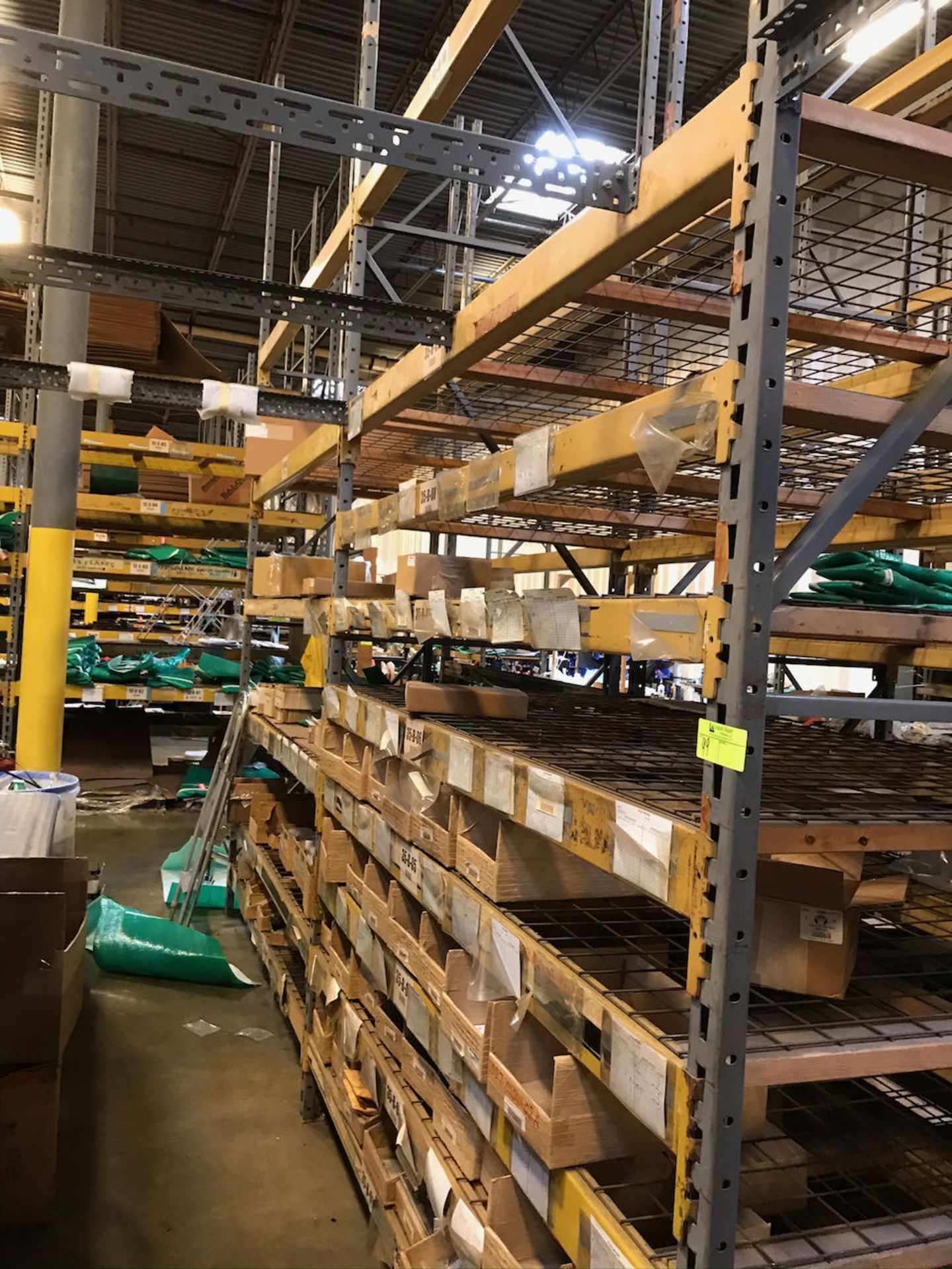 20 Pallet racking sections with misc. parts 29 uprights 15' 248 beams 96" uprights 45"-48" - Image 4 of 18