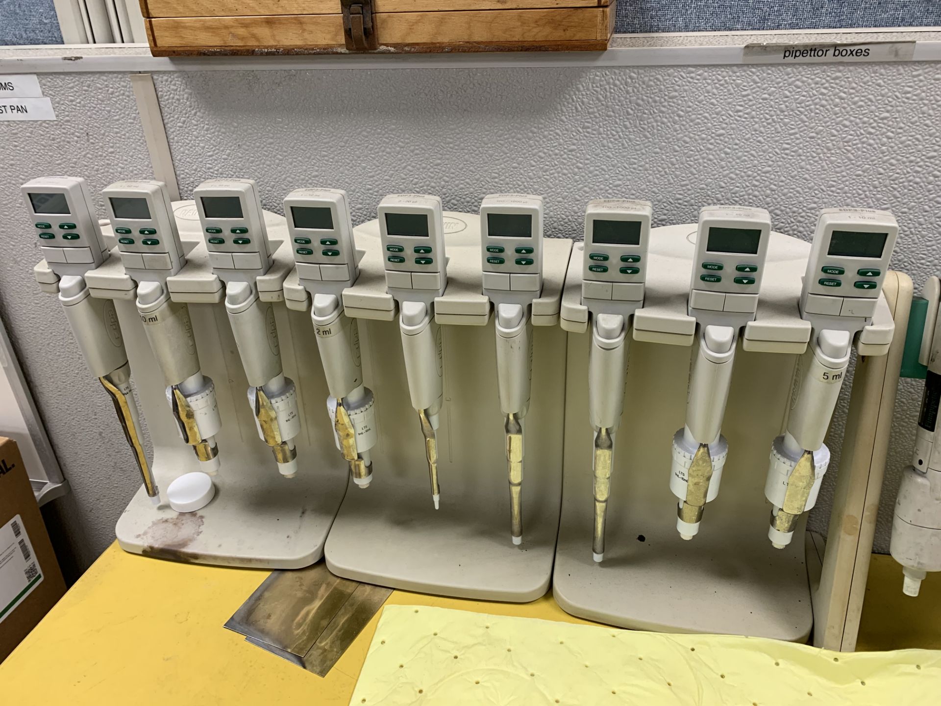 Electronic Pipettes