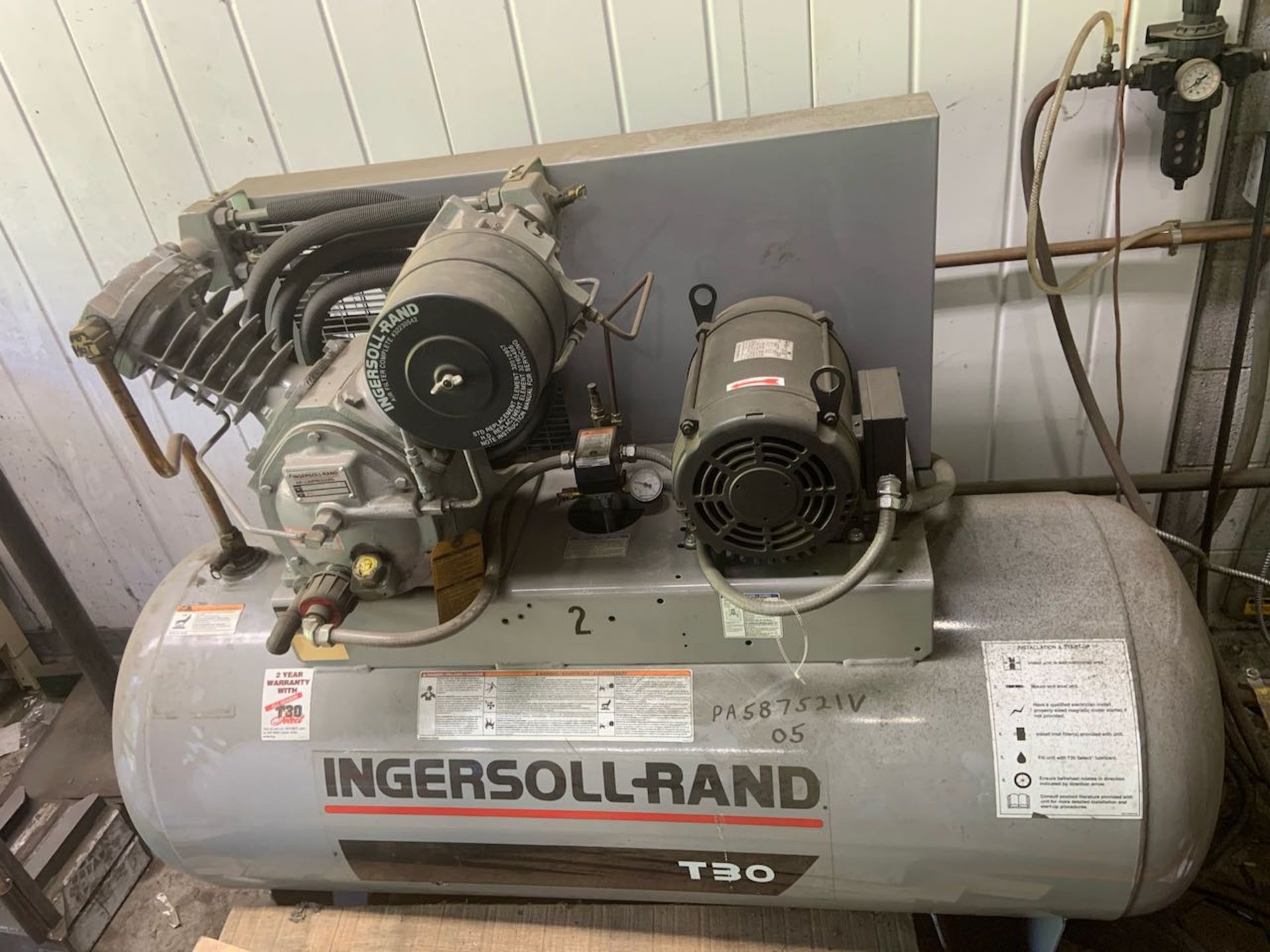 Ingersoll-Rand Air Compressor 80 Gallon