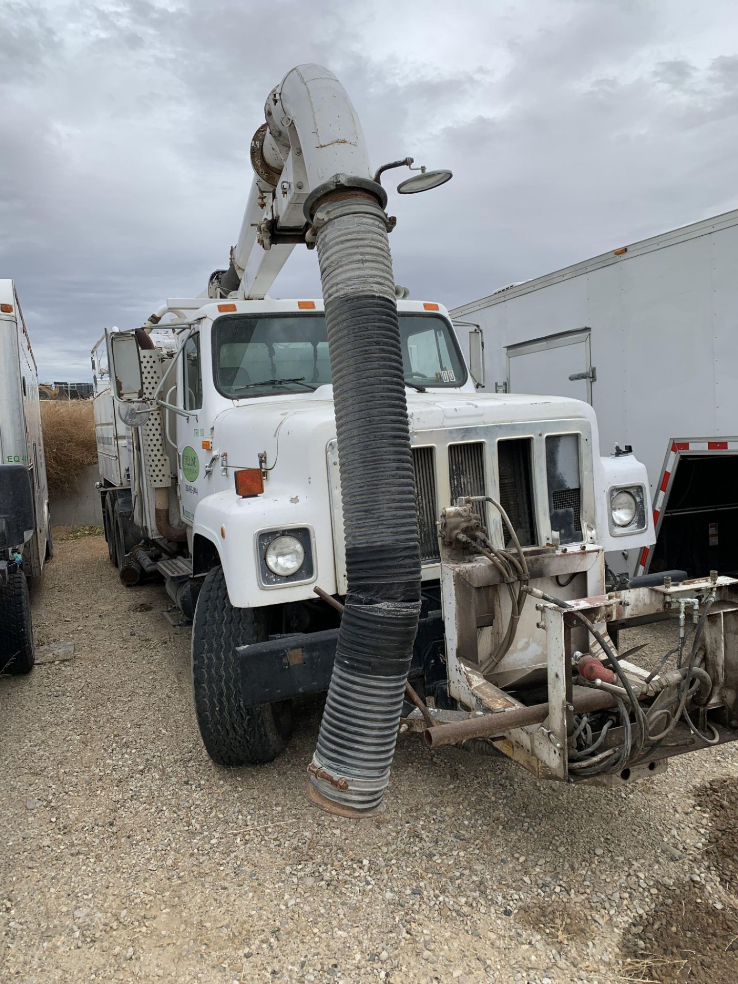 1989 International / Vactor Inter'l. - 2554 6X4 / Vactor 835 VINS: Inter'l. 1HTGCZ3T4KH692366 / Vac - Image 3 of 8