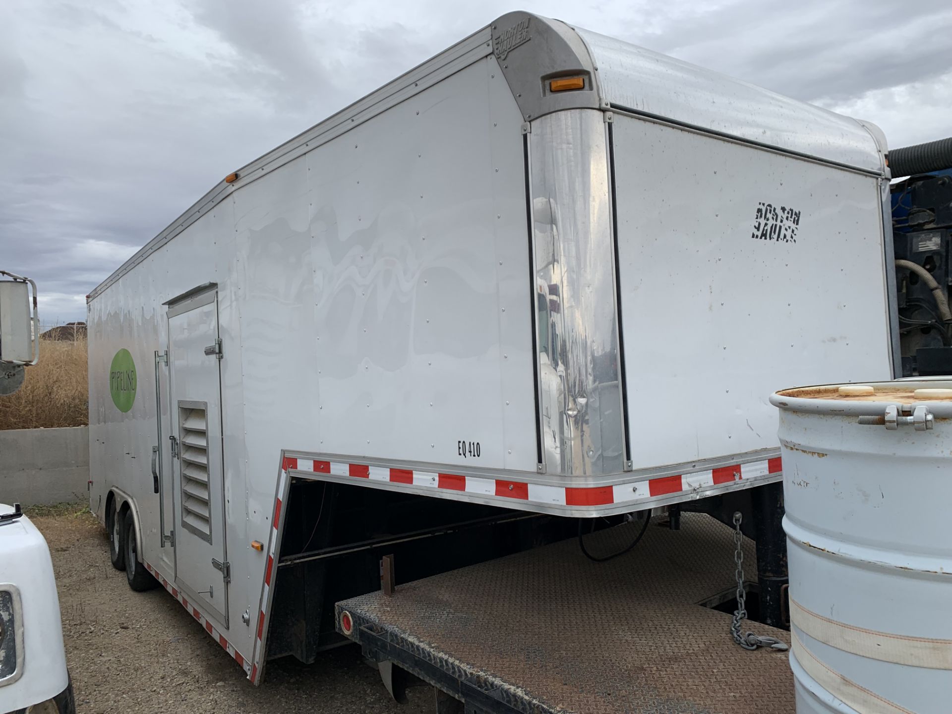 2015 Horton Hauler Gooseneck 8' x 28' enclosed cargo trailer, VIN: 5E2G12026F1052624 - Image 12 of 19