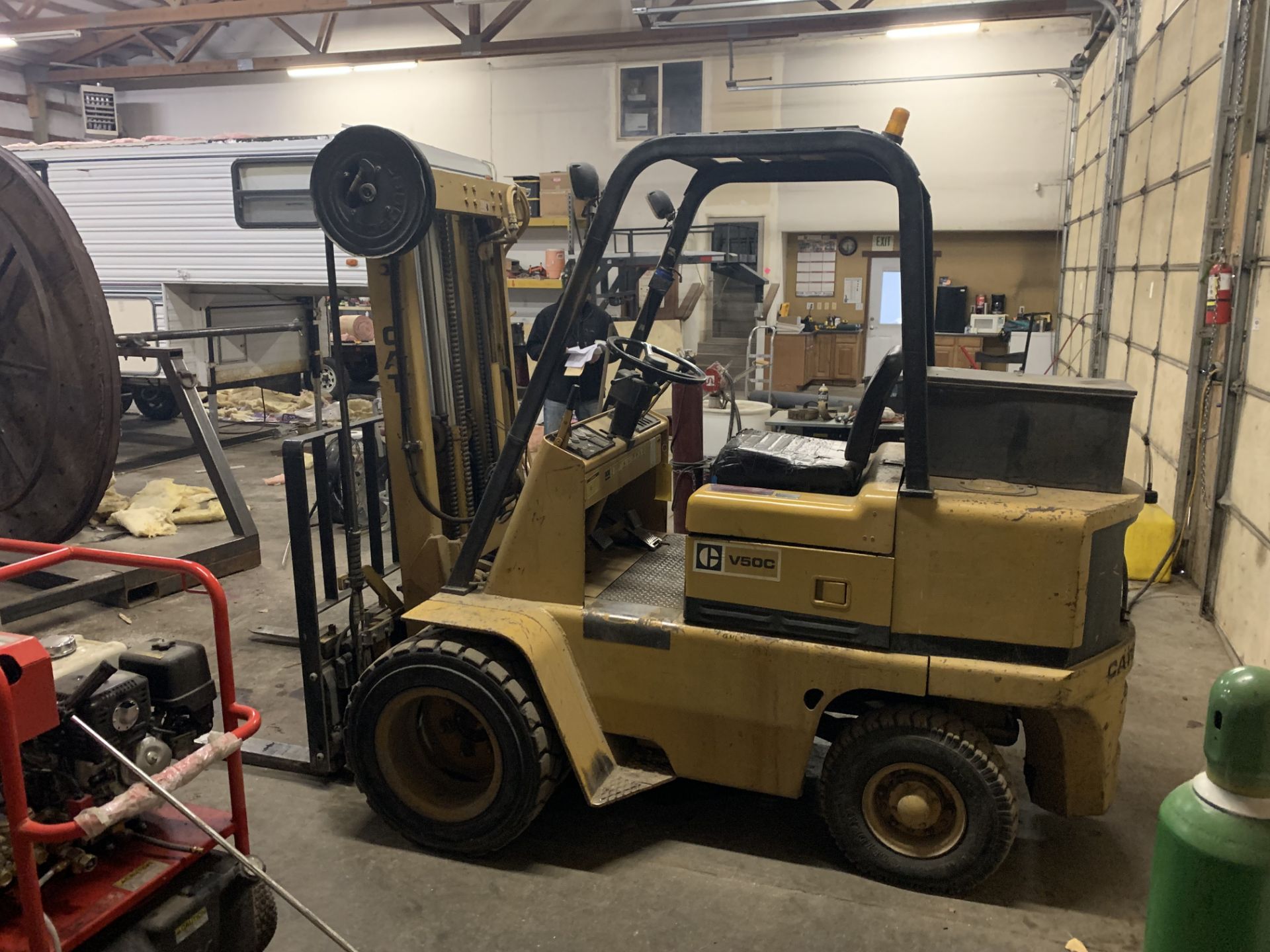 Caterpillar V50C (year unknown, est 1980) Forklift - Image 4 of 5