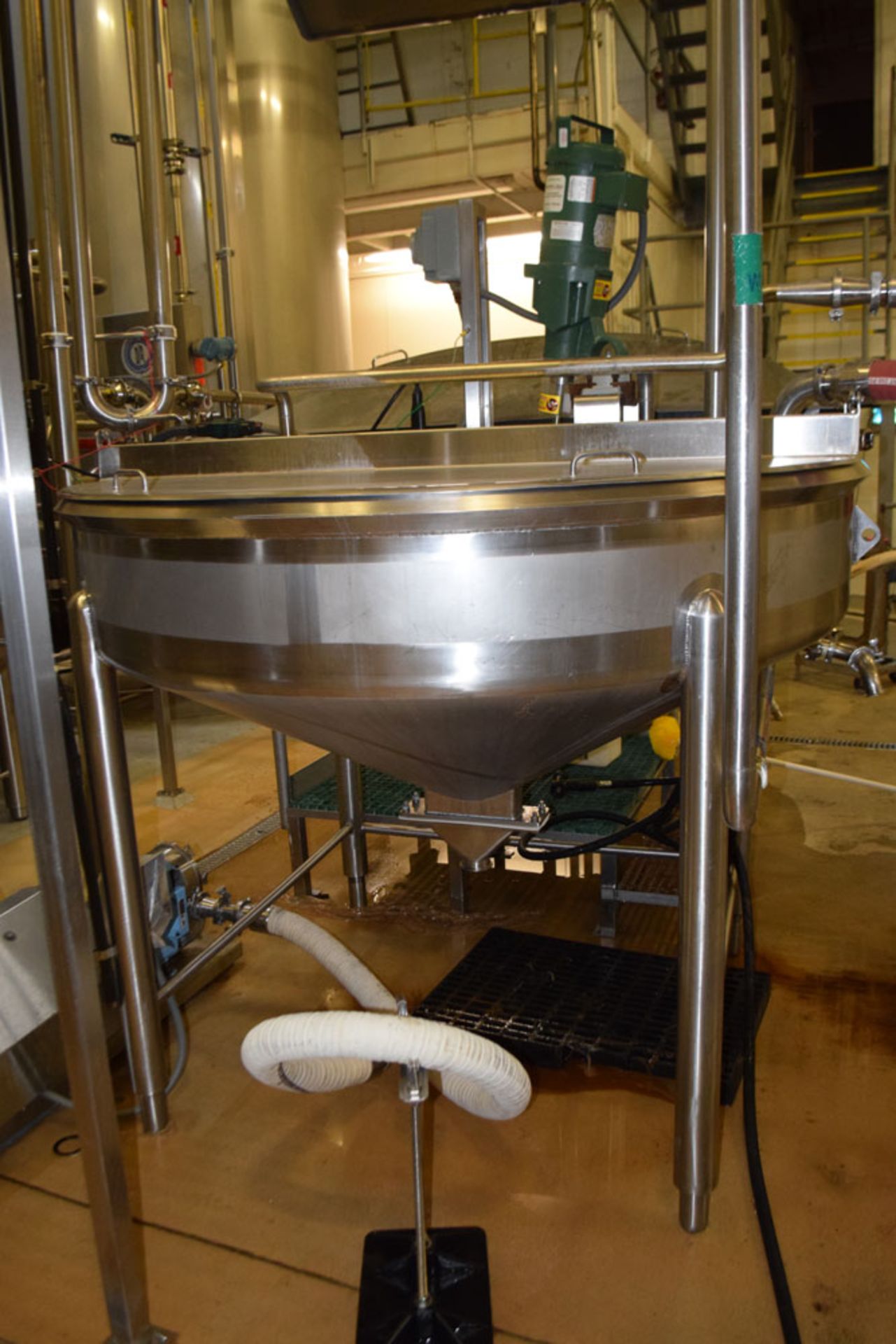 Feldmeier Approx. 250 Gallon Stainless Steel Mixing Kettle with Deep Cone Bottom, (Approx) 72 in - Image 2 of 6