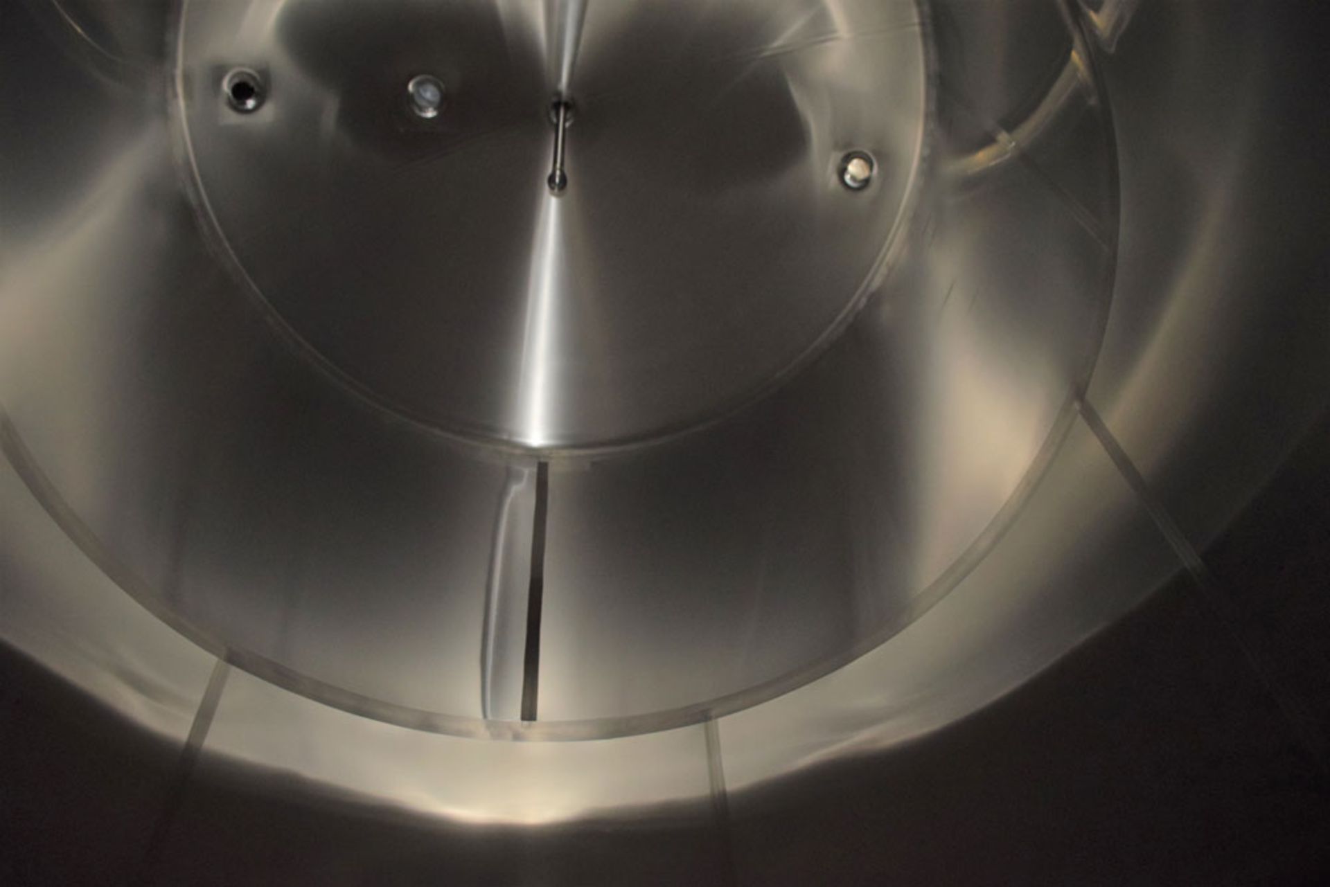 7,000 Gallon, 316L Walker WEP40192640 Stainless Steel Vertical Tank, Closed Top, Flat Bottom ( - Image 4 of 8
