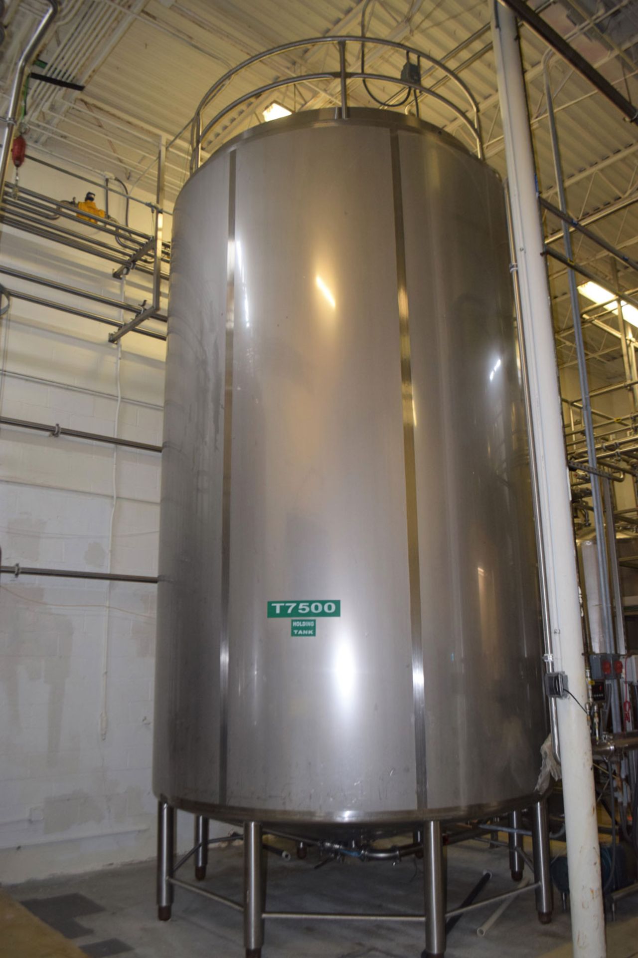 7,500 Gallon Capacity, Feldmeier E115107 Stainless Steel, Vertical, Jacketed Mixing Tank, Closed - Image 2 of 9