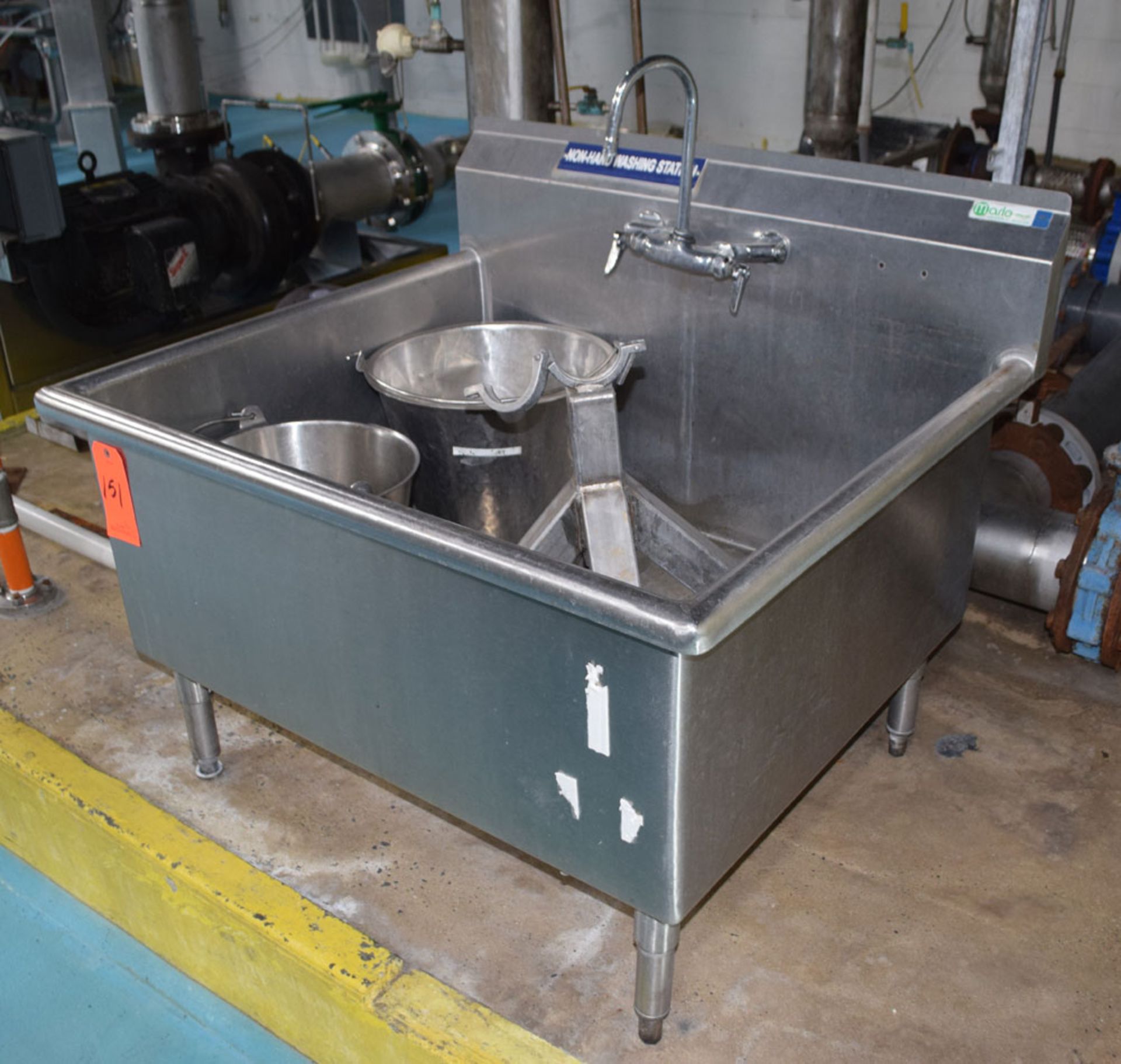 Lot (1) Stainless Steel Tub, Eyewash & Shower.; Location In Plant: Line 4 Holding Tank/Batch Area - Image 2 of 5