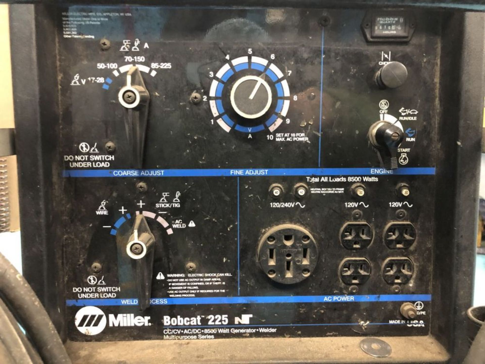 MillerBobcat 225CC/CV AC/DC 8500 Watt Gas Generator Welder, 416.3 Hours, Power Output 120/240V, 70/ - Image 5 of 12