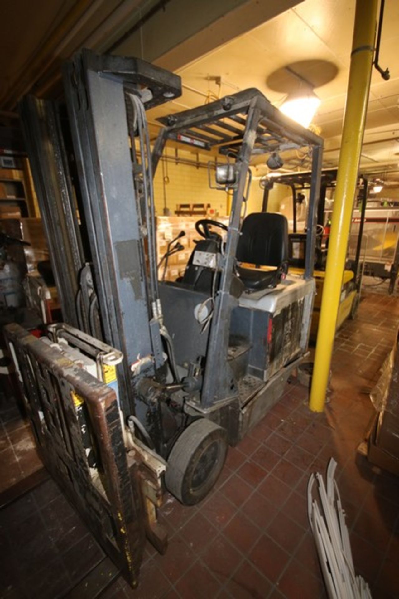 Unicarries 2,500 lbs. Sit-Down Electric Forklift, M/N CK1B1L18S, S/N CK1B1-000213, with 3-Stage - Image 3 of 23