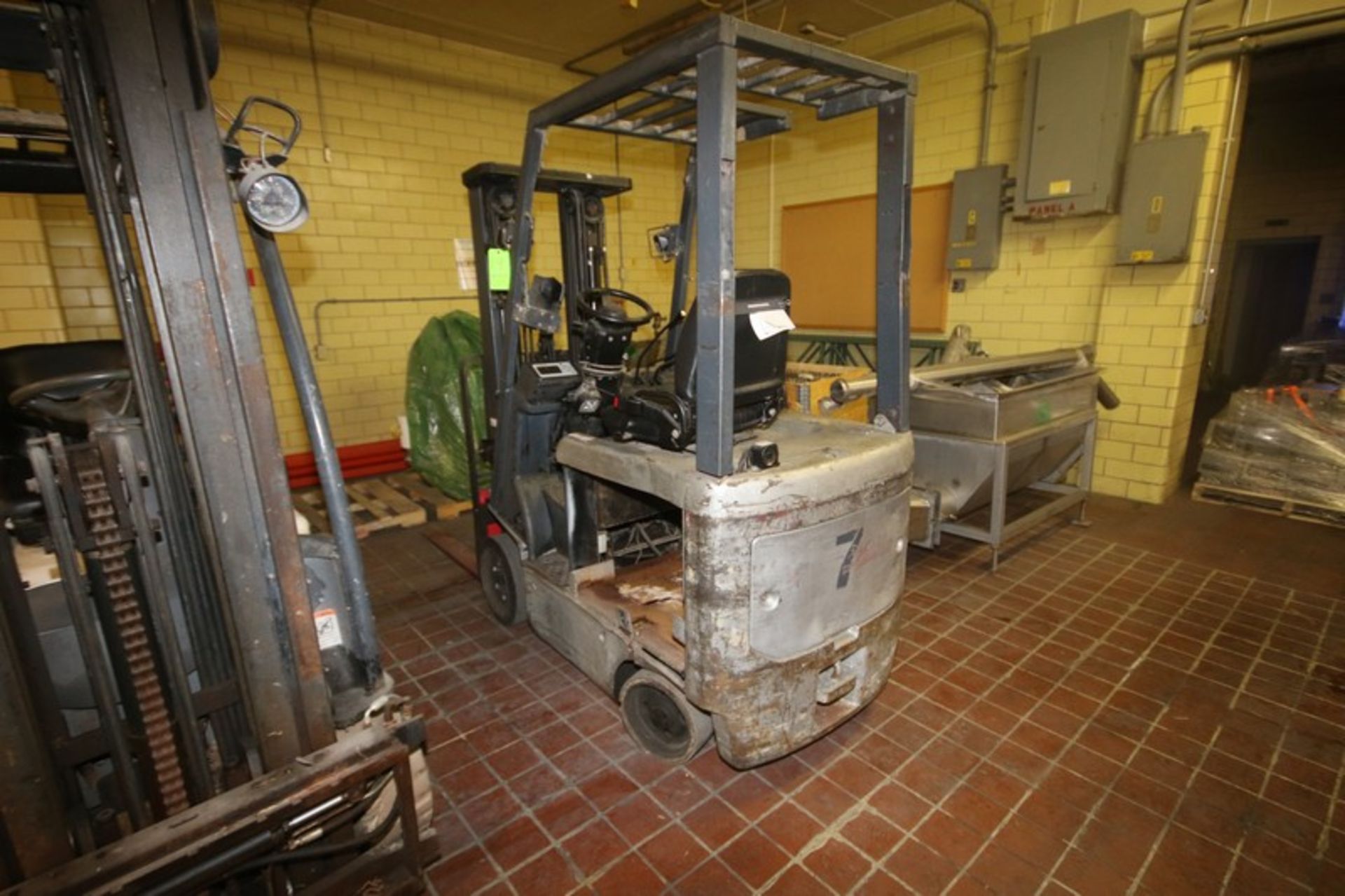 Nissan 2,250 lbs. Sit-Down Electric Forklift, M/N CK1B1L185, Chassis No.: CK1B1-00019B, with 3-Stage - Image 6 of 9