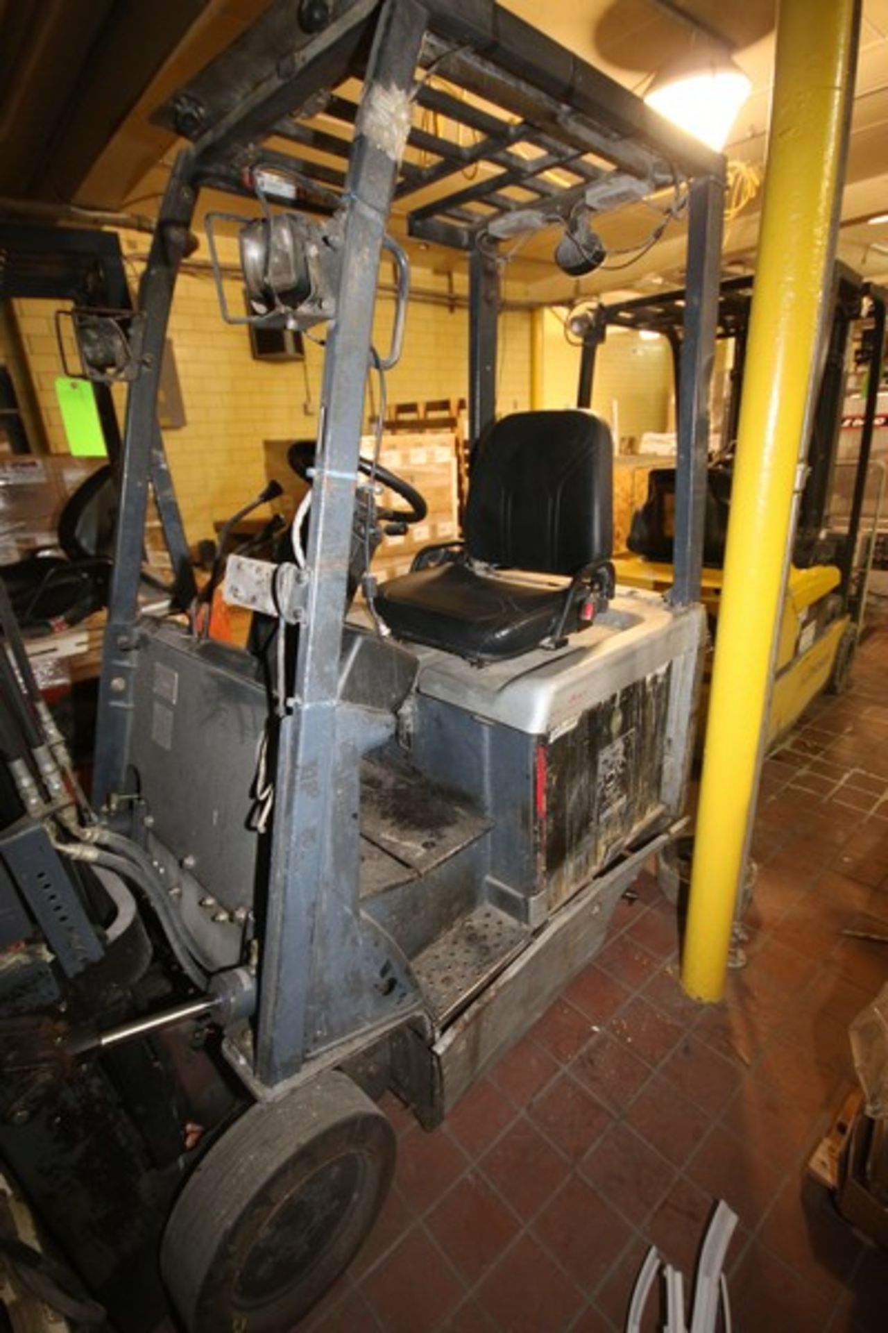 Unicarries 2,500 lbs. Sit-Down Electric Forklift, M/N CK1B1L18S, S/N CK1B1-000213, with 3-Stage - Image 4 of 23