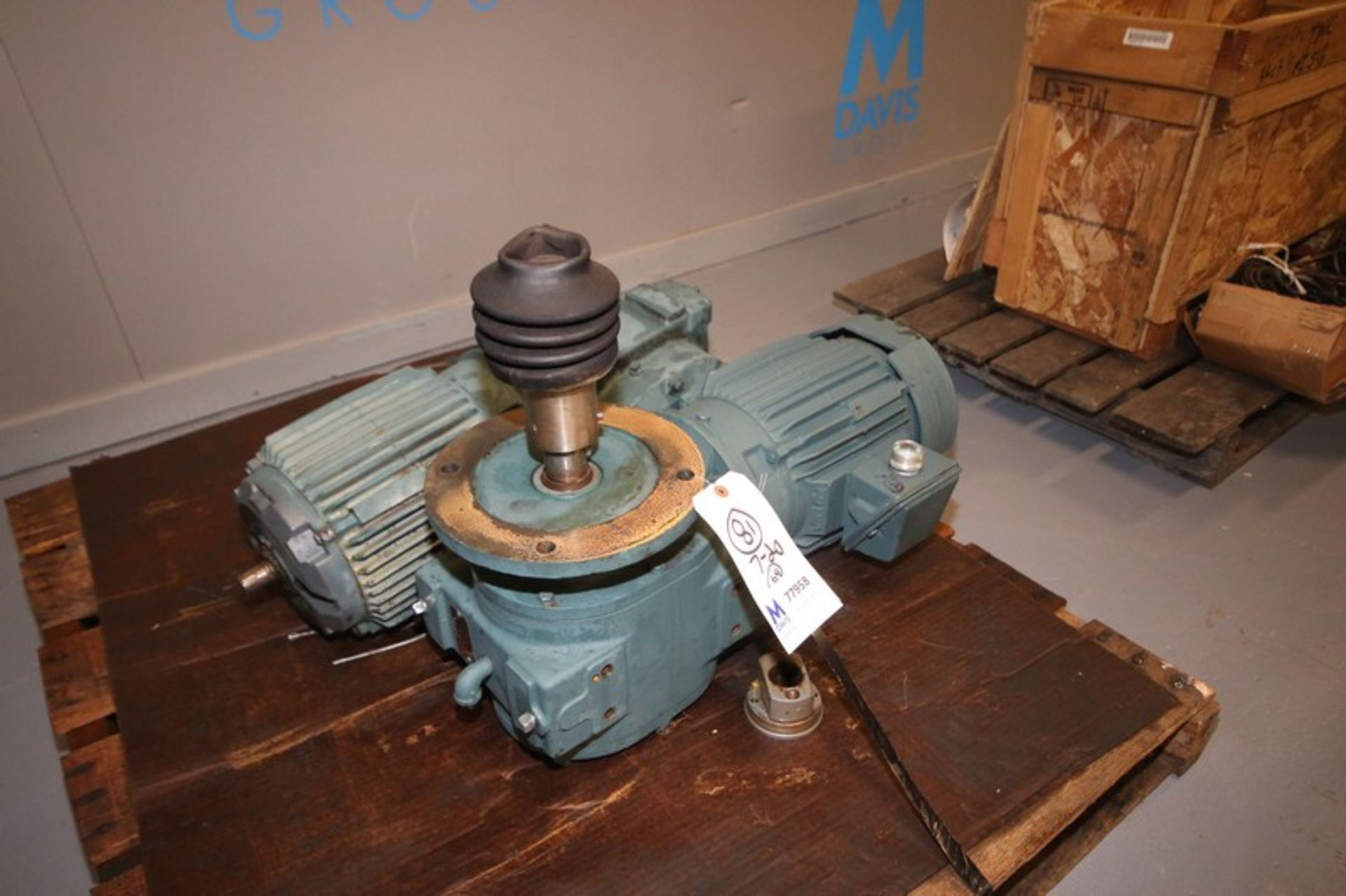Reliance 2/1 hp Motor, Size: 180CG21F, Output RPM 48/24 (INV#77958)(Located @ the MDG Showroom - - Image 3 of 4