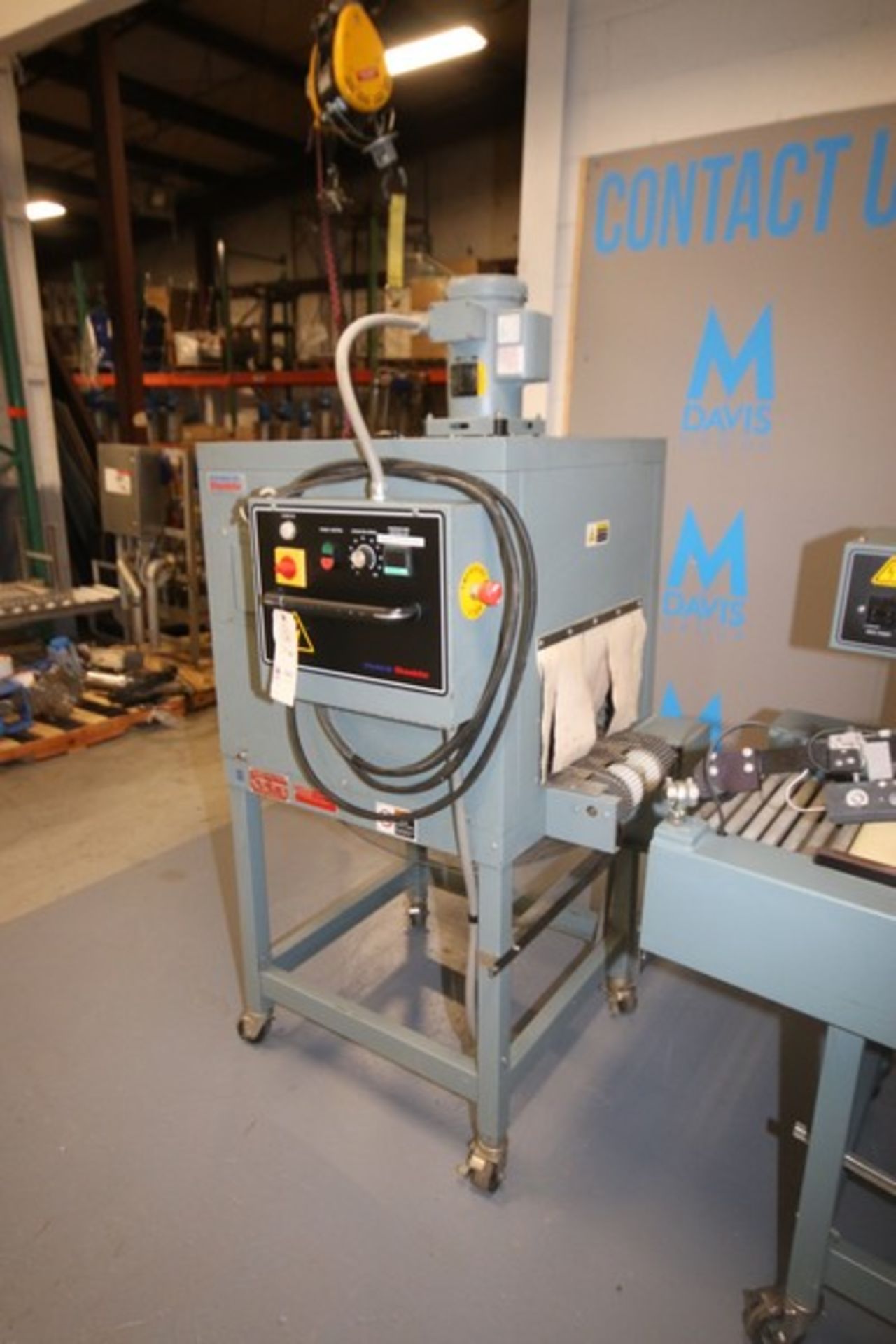 Shanklin Shrink Tunnel & L-Bar Sealer, Shrink Tunnel: M/N T6HCR, S/N T12090-01, 208 Volts, 1 - Image 3 of 16