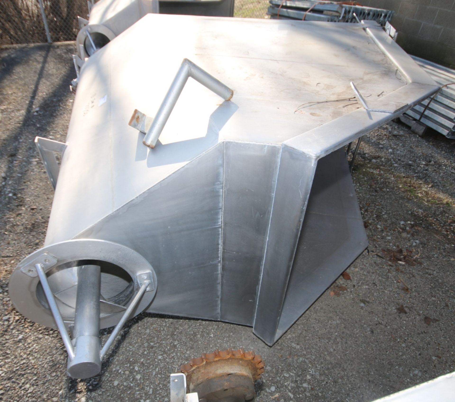 Aprox. 8 ft L x 37" W x 90" H S/S Auger - Image 2 of 4