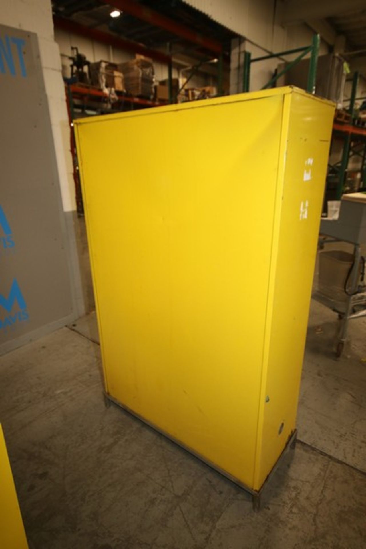A & A 45 Gallons Double Door Storage Cabinet, - Image 6 of 6