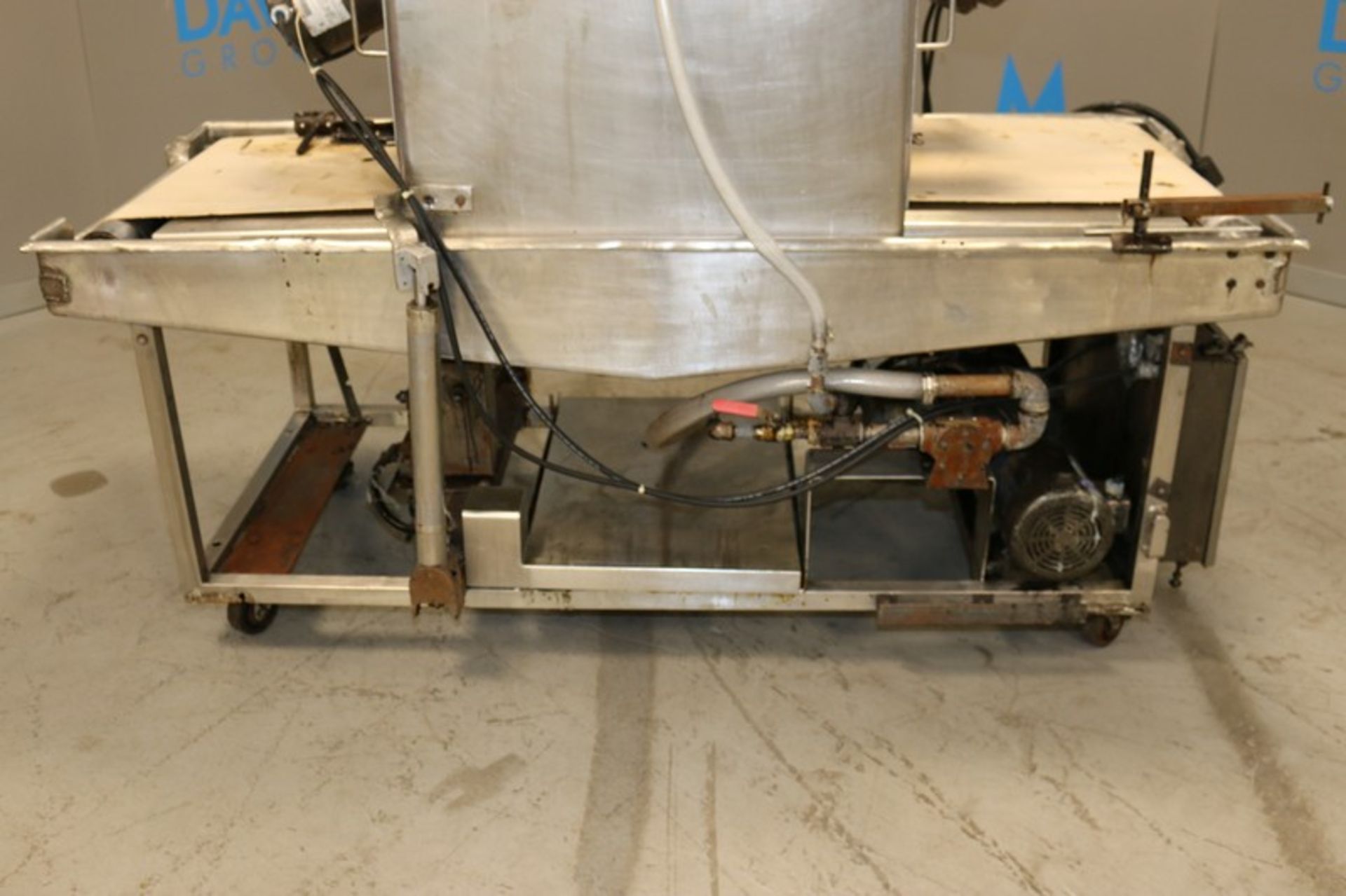 Bauer Machine Co. S/S Pan Greaser, with Aprox. 22-3/4" W Infeed/Outfeed Belt, with Drives & Hoses, - Image 9 of 10