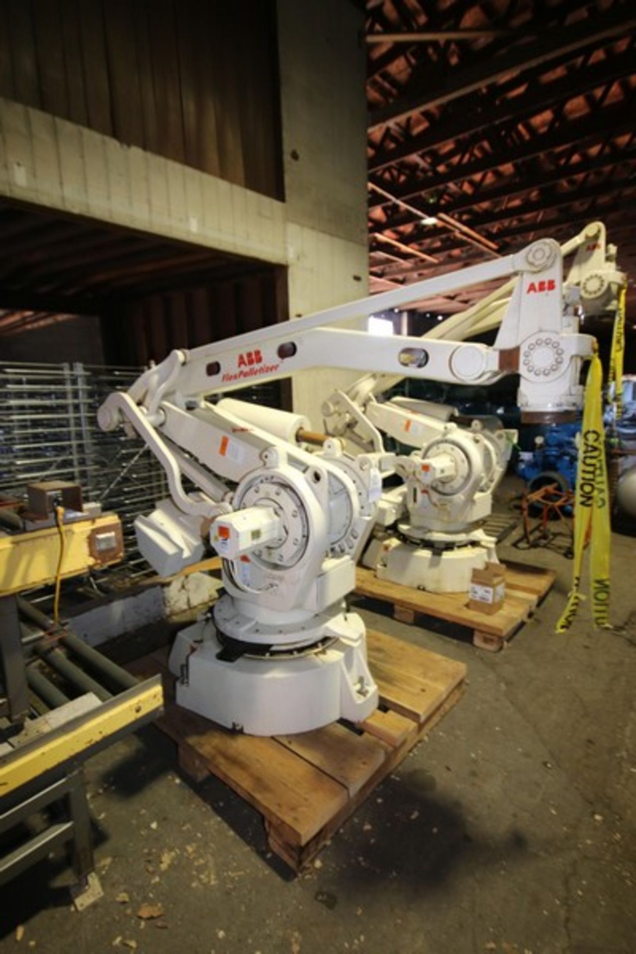 ABB Automation Technology FlexPalletizer, S/N 64Z-26003, Type: IRB 640 M2000, Robot Version IRB 640 - Image 5 of 15