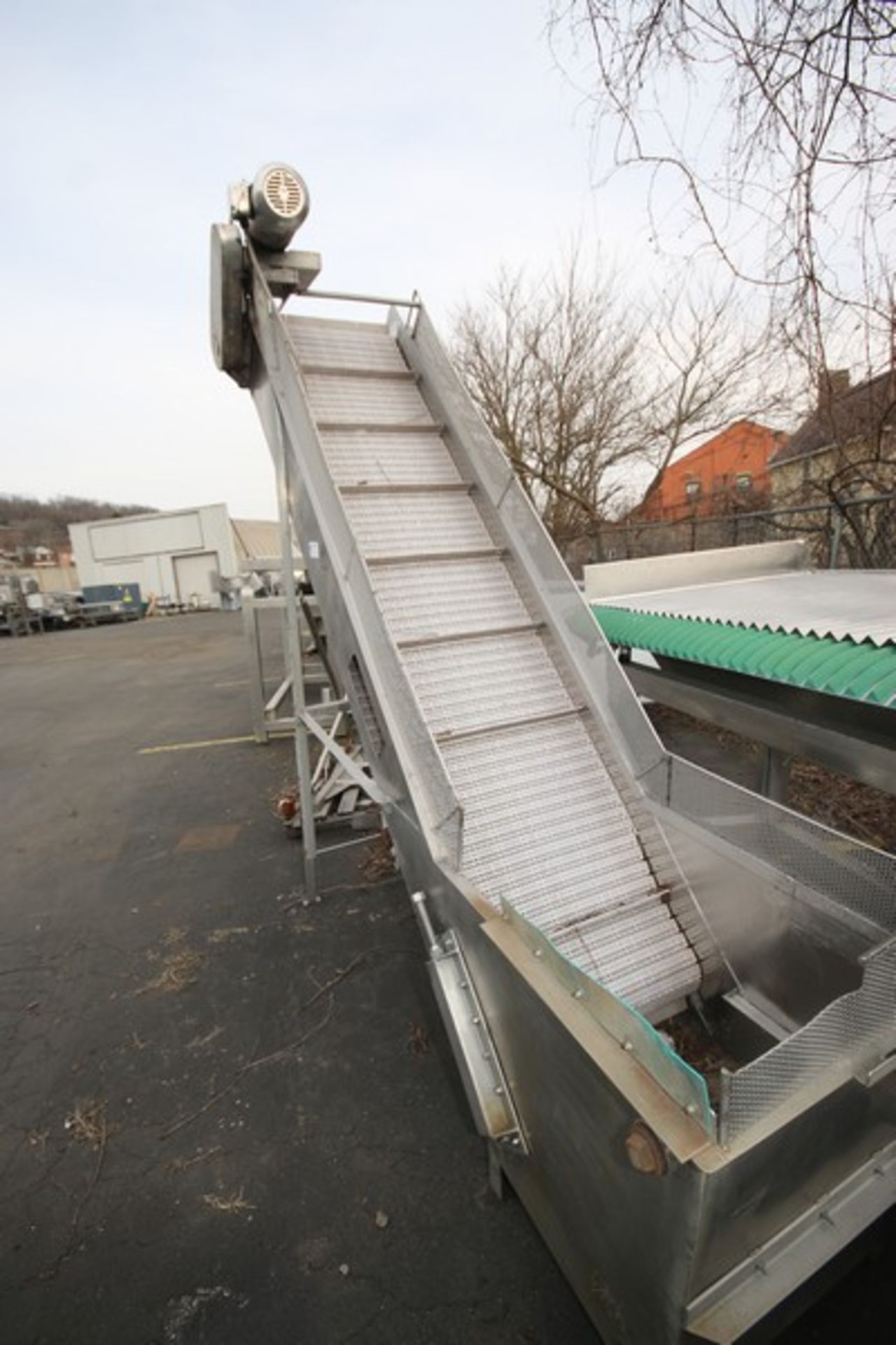 S/S Incline Cleated Conveyor,with S/S Clad Drive, Floor to Top of Conveyor Aprox. 7'3" H, Overall - Image 3 of 6