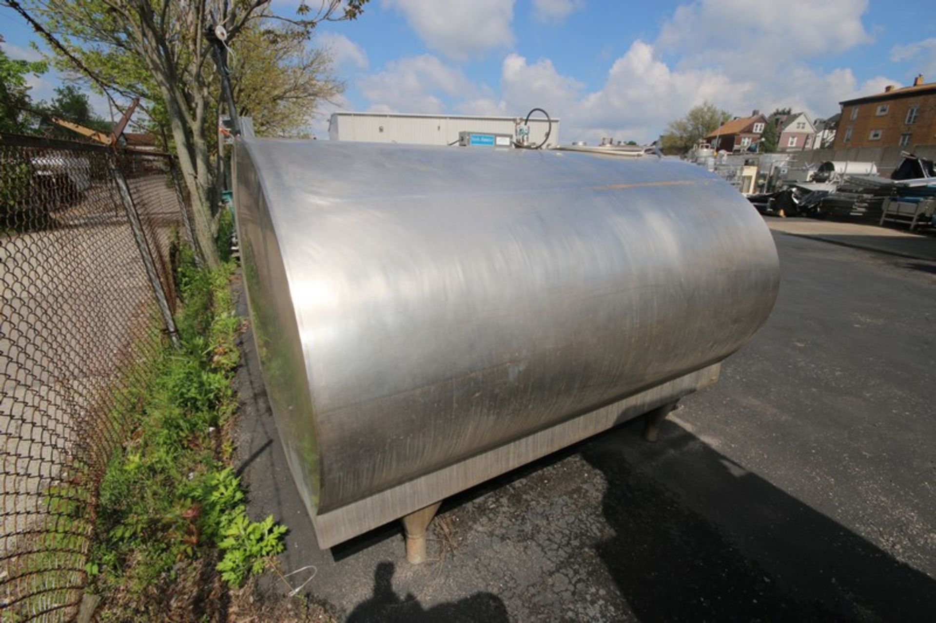 Mueller Aprox. 500 Gal. S/S CIP Oval Tank, Freon Jacketed with Top Man Door, with Tank Master - Image 6 of 7