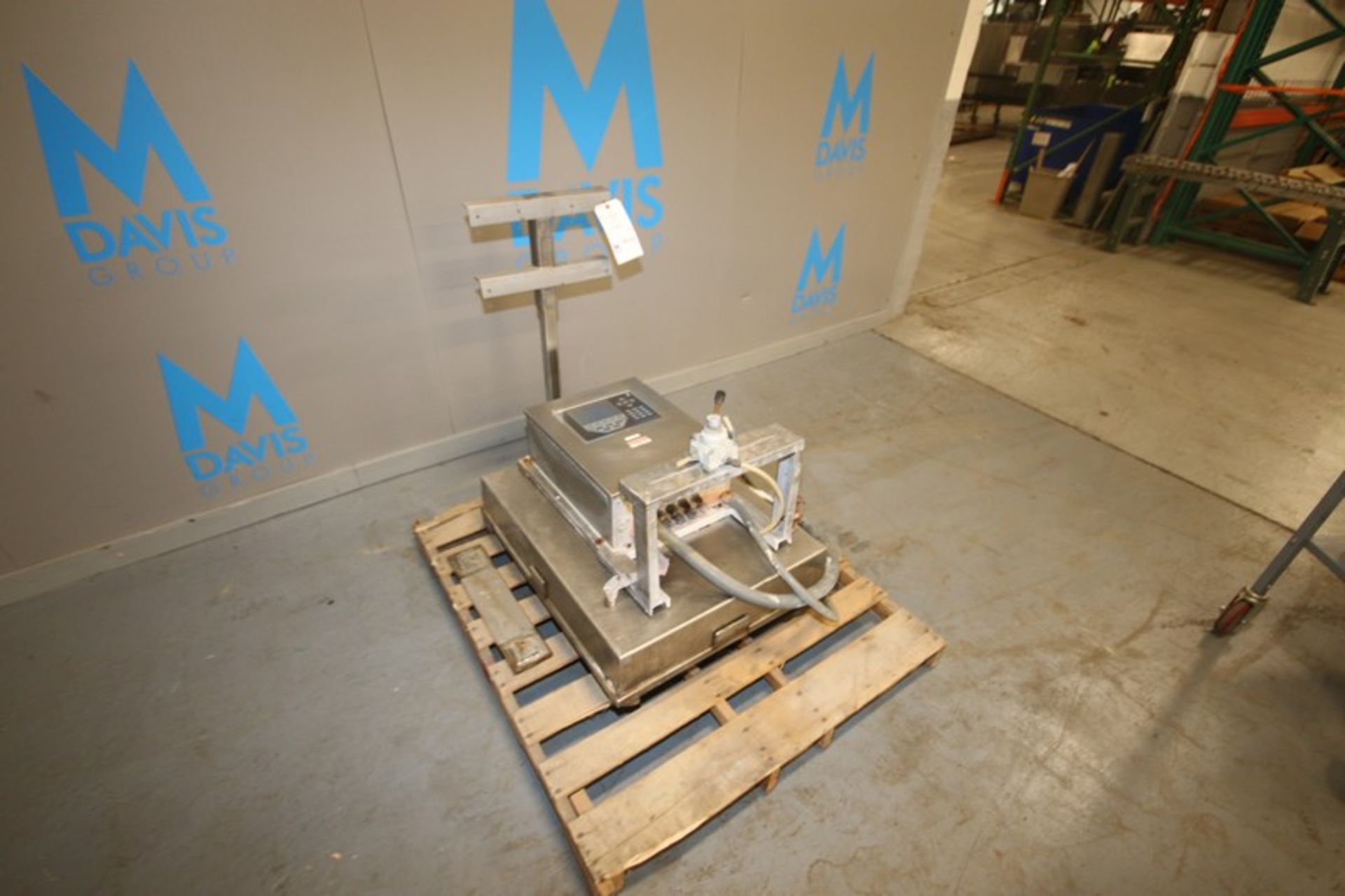 ESP Digital S/S Platform Scale,with Aprox. 30" L x 24" W S/S Platform, Mounted on S/S Frame, with - Image 2 of 4