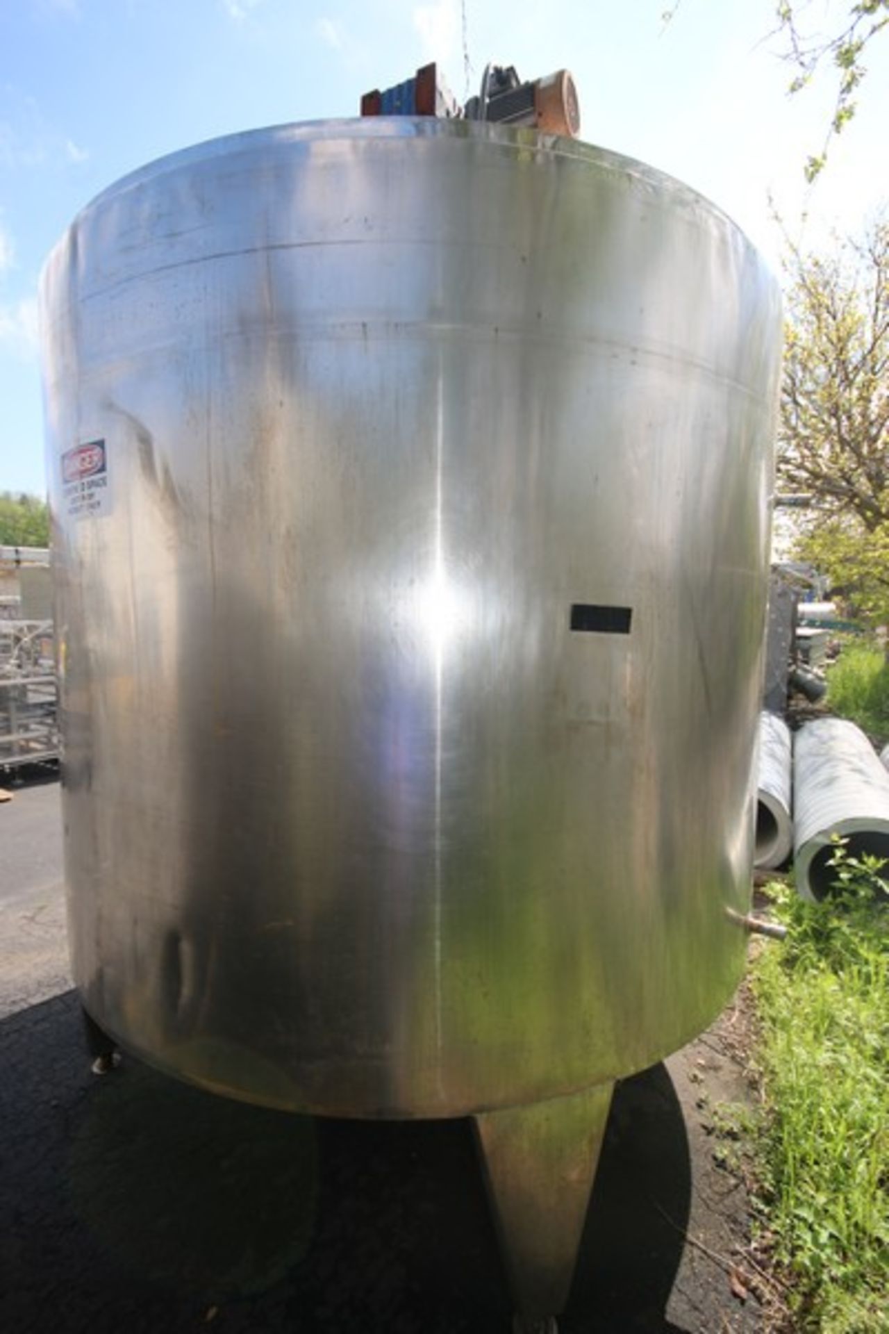 Aprox. 2,000 Gal. Dome Top Cone Bottom Jacketed S/S Mix Tank, with Dimple Interior, Top Mounted - Image 5 of 9