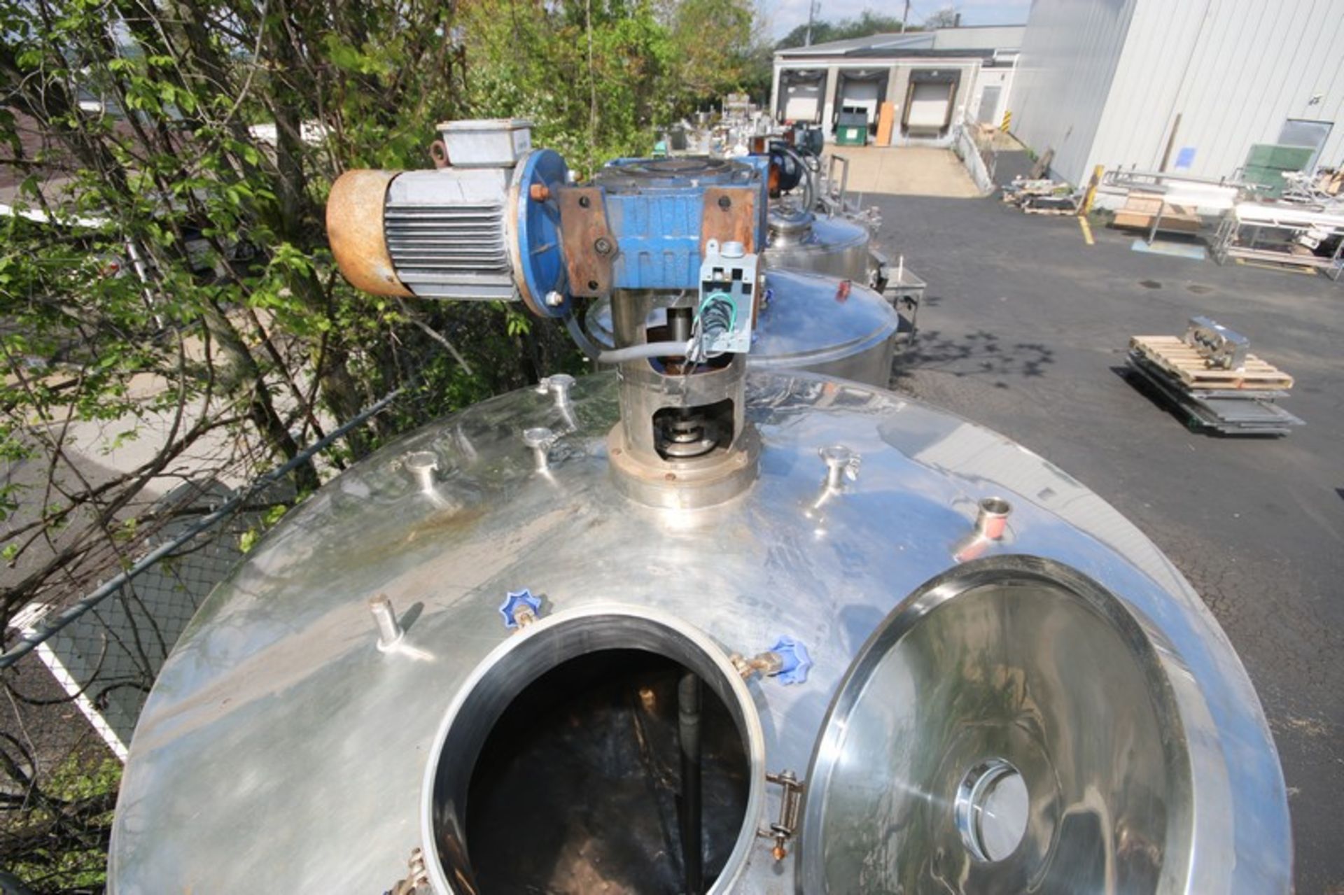 Aprox. 2,000 Gal. Dome Top Cone Bottom Jacketed S/S Mix Tank, with Dimple Interior, Top Mounted - Image 8 of 9