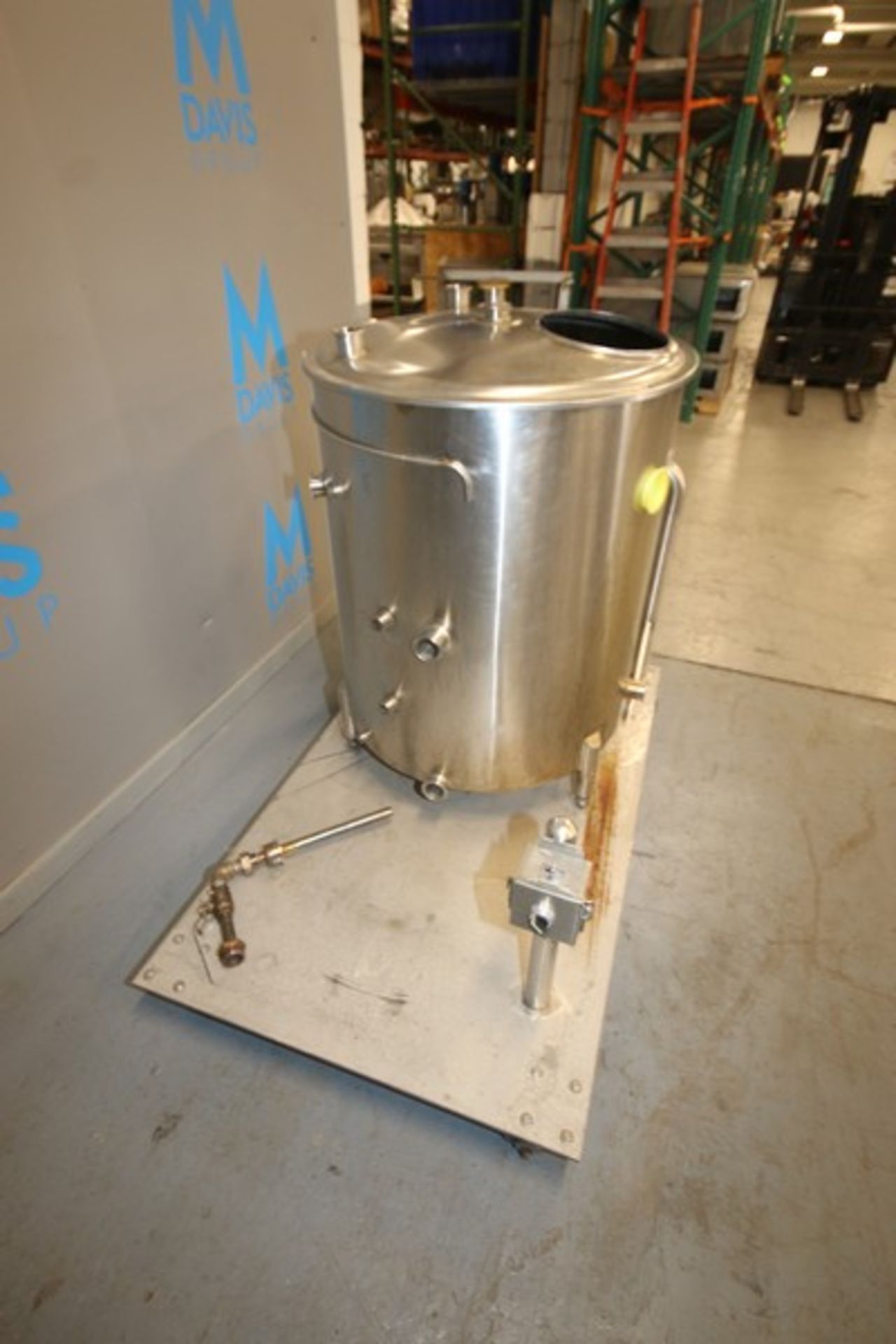 Aprox. 100 Gal. S/S Single Wall Tank,Internal Tank Dims.: Aprox. 35" H x 29" Dia., with CIP Spray - Image 5 of 6