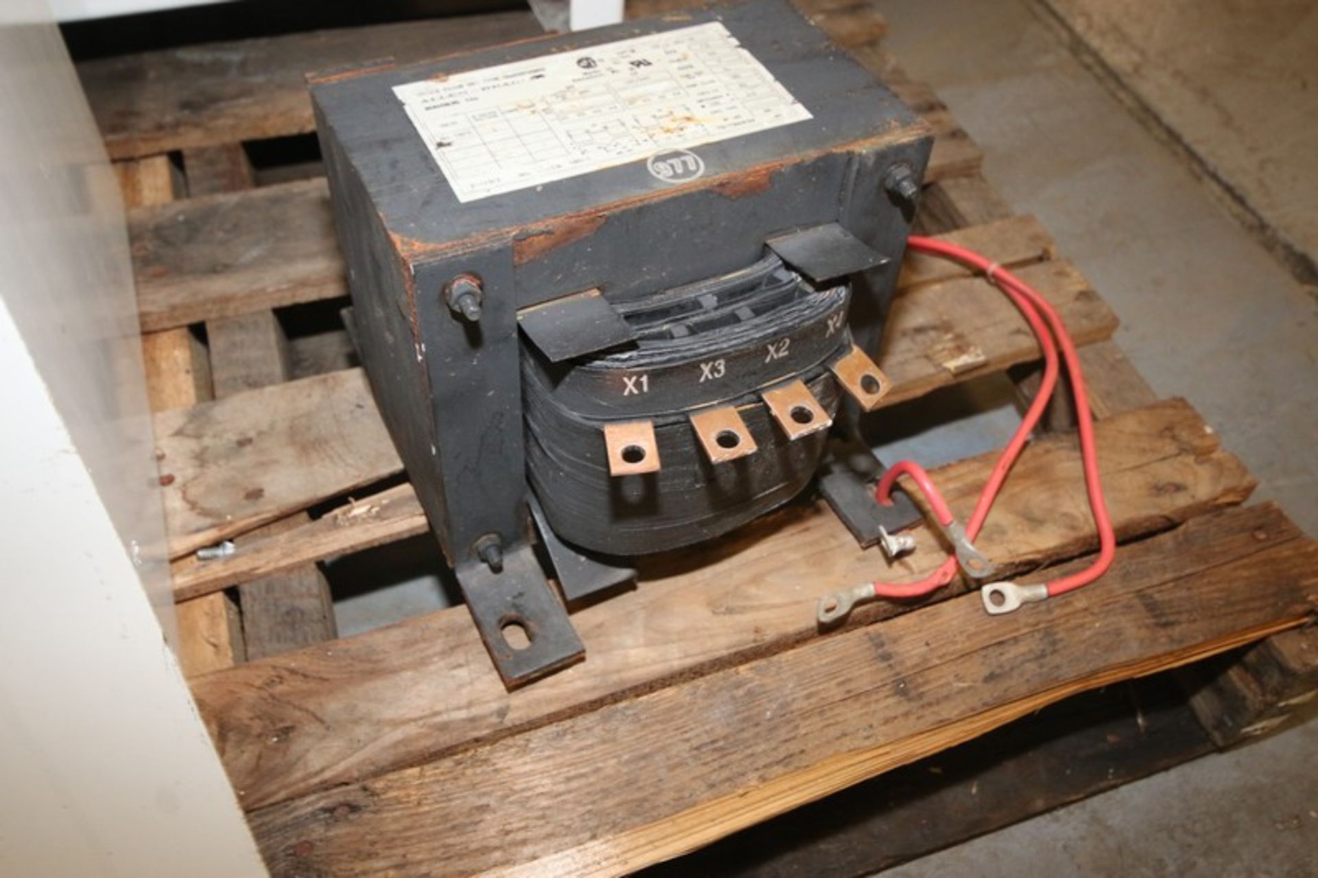 (2) GS Hevi-Duty Transformers,S/N 201910 & E, KVA 7.5 & 51(INV#79868)(Located @ the MDG Auction - Image 7 of 7