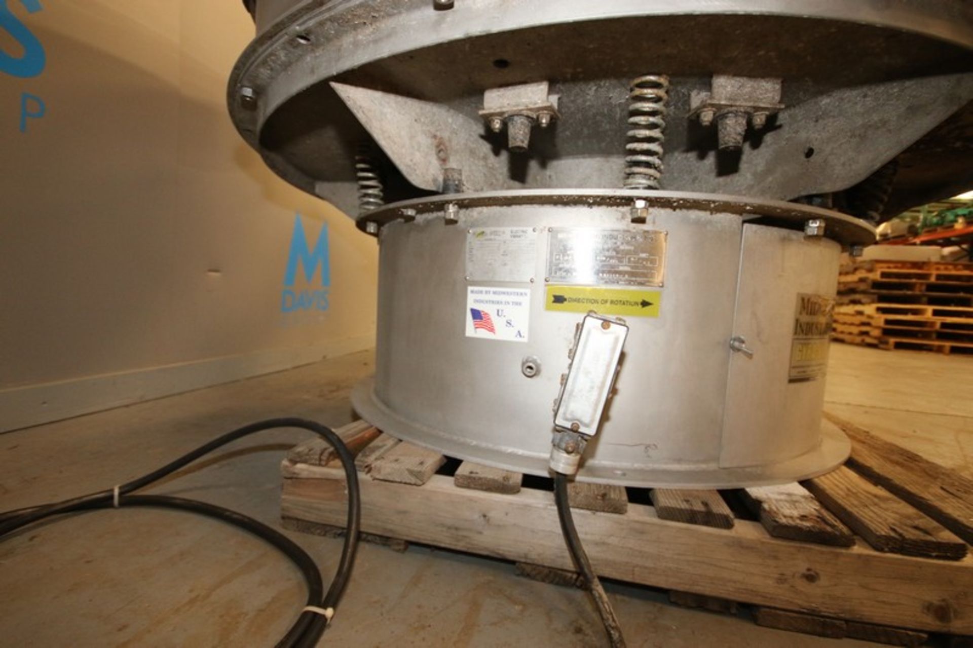 Midwestern Industries 60" S/S Vibratory Sifter,Model MR60S8-, S/N 1215-5044, 2.5 hp/1200rpm, 230/ - Image 4 of 12