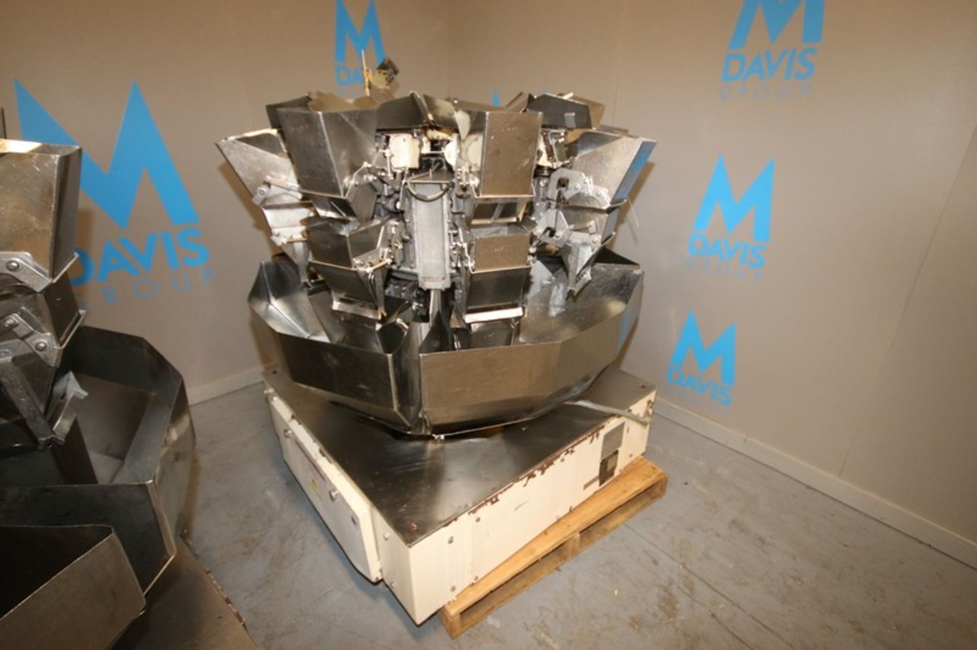 Ishida 8-Head Rotary Filler Scale,M/N CCW-Z-208B-S/30-PB, S/N 19141, 208 Volts, 3 Phase (NOTE: - Image 7 of 9