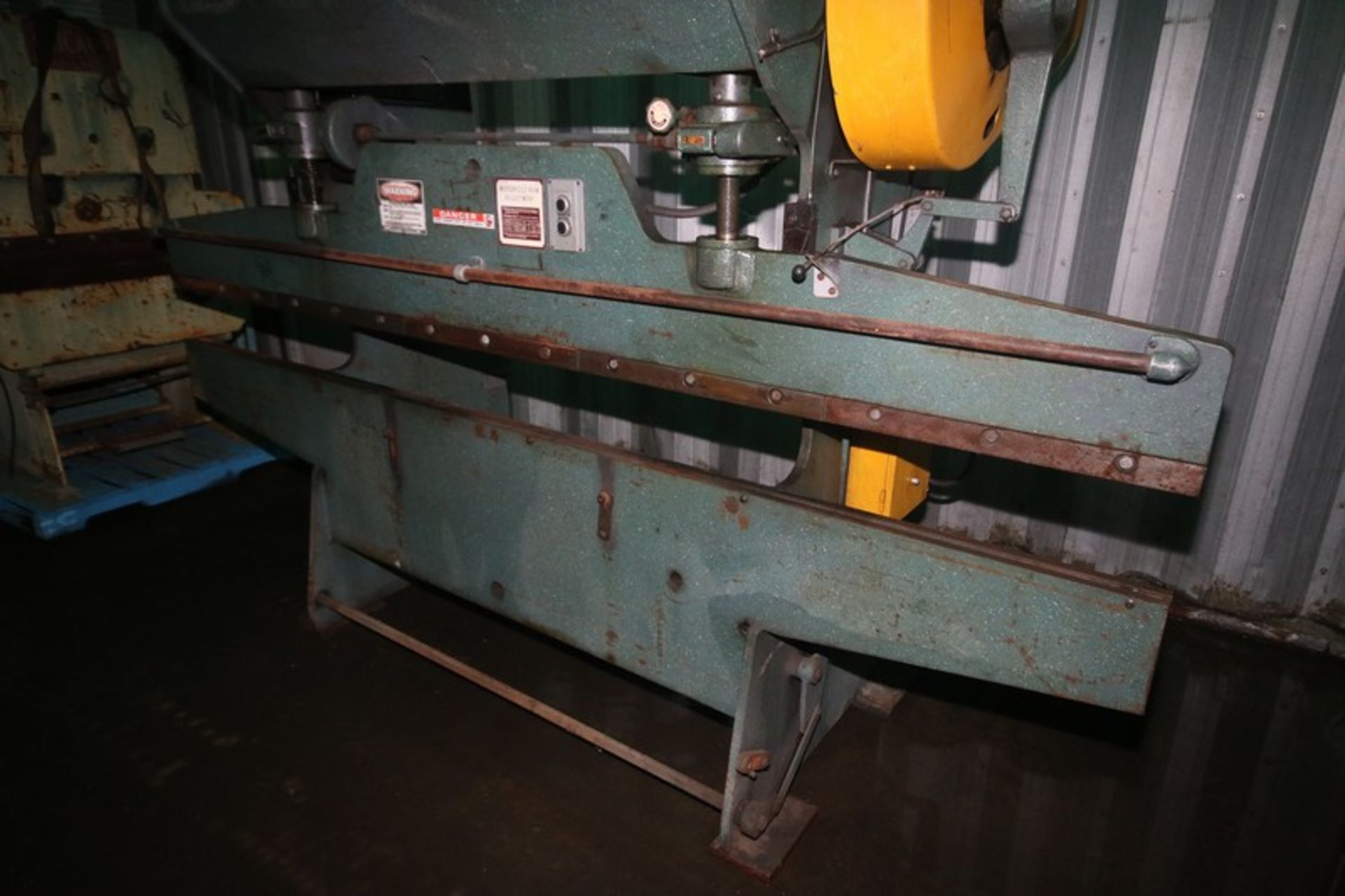 Chicago Dreis & Krump 10' Press Brake,Model 56A, SN L-18480, 30 to 45 Ton (Aprox. Overall Dim. 10' W - Image 7 of 9