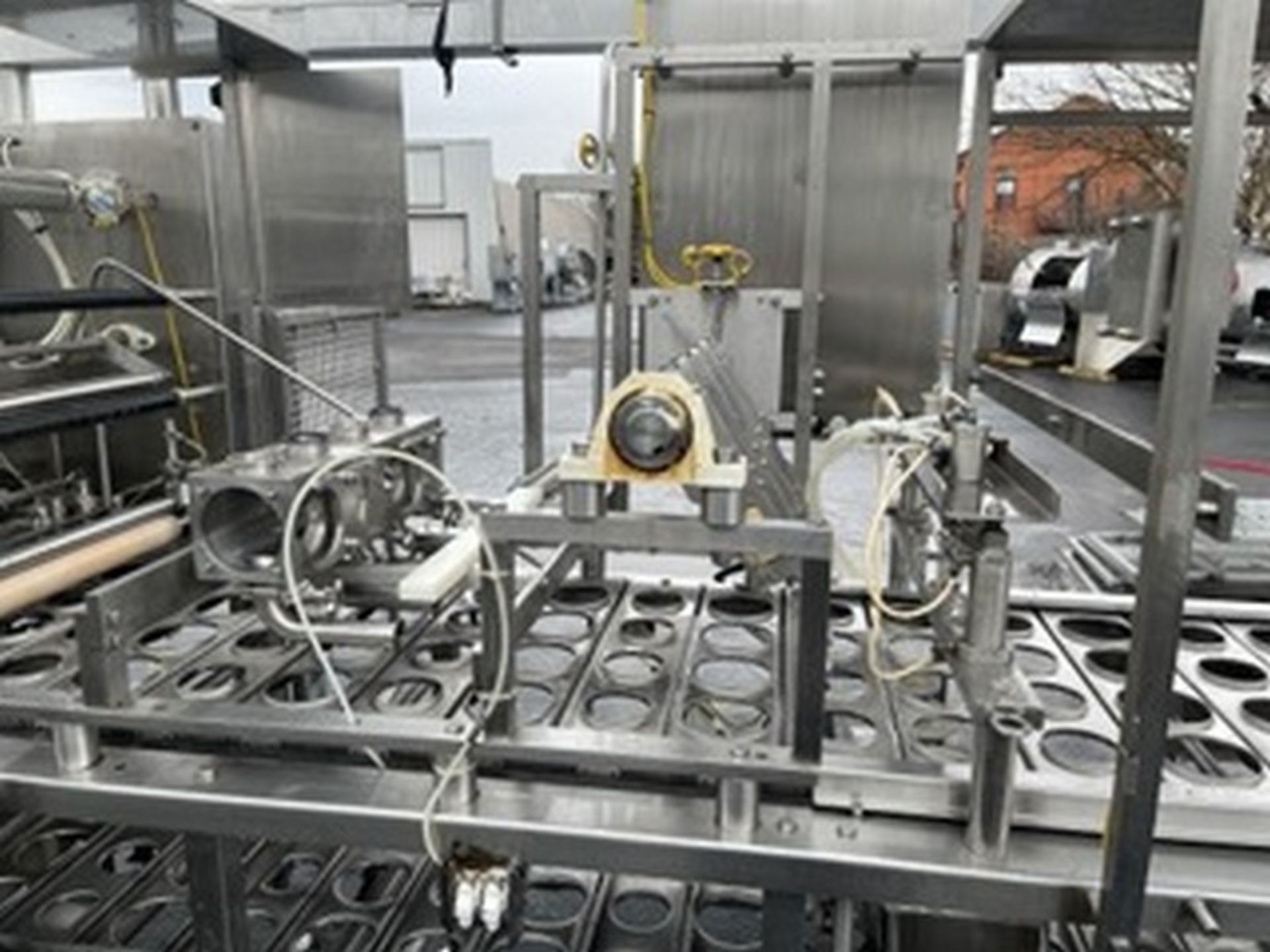 Osgood 4-Lane In-Line S/S Cup Filler,M/N 4800-E, S/N 351-840, Set Up with 3-5/8" W On-Board Change - Image 5 of 18