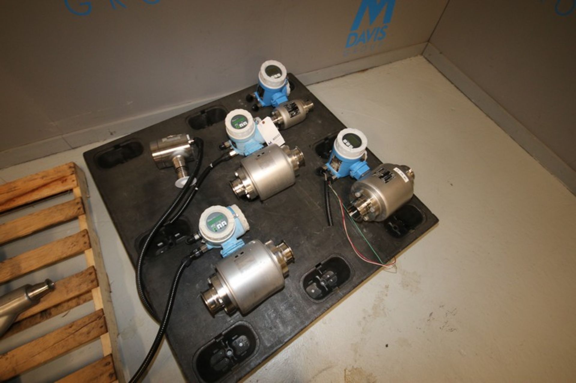 (4) Endress + Hauser S/S Flow Meter,(3) Aprox. 3" Clamp Type & (1) Aprox. 2" Clamp Type, with (1) - Image 7 of 9