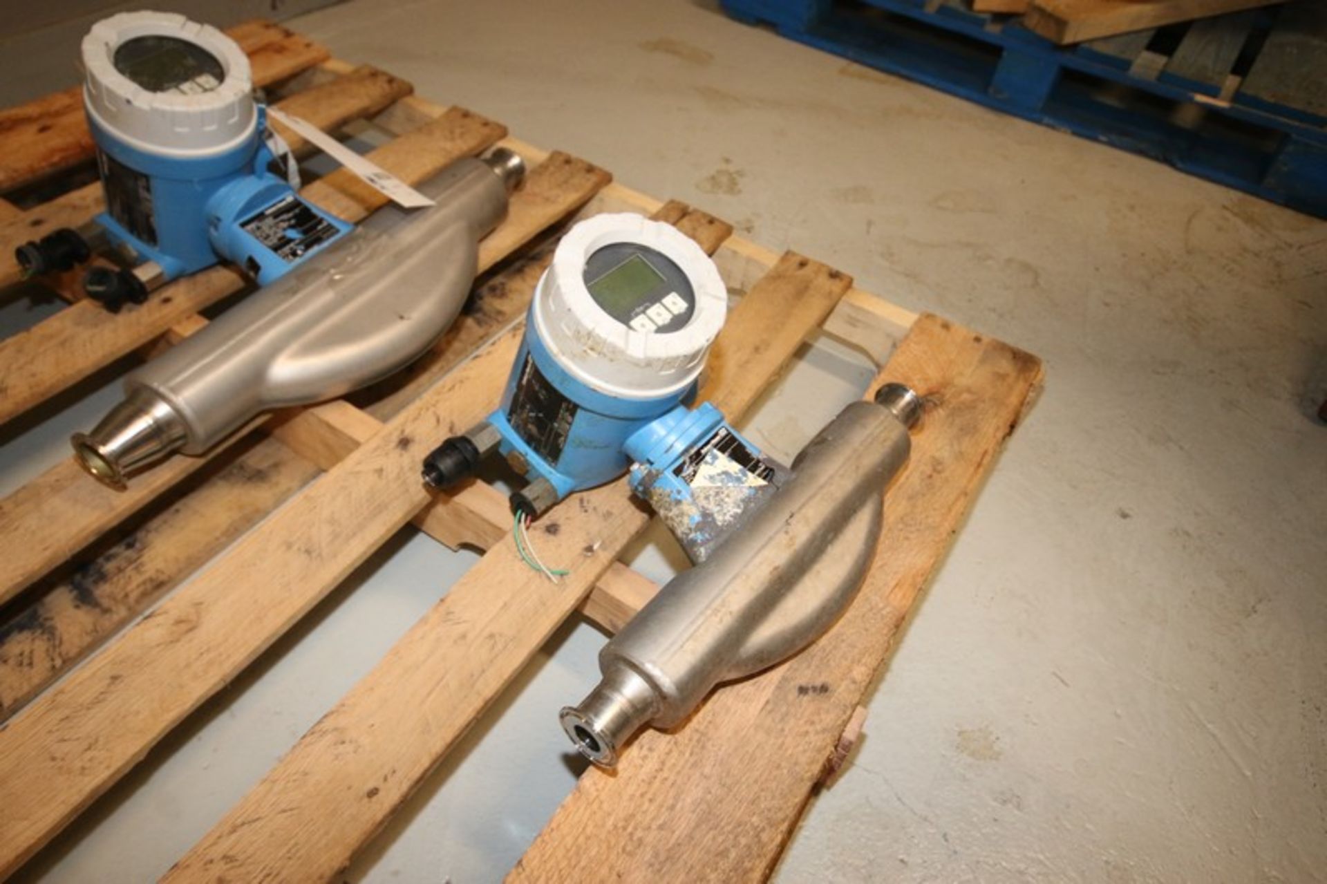 (2) Endress + Hauser Flow Meter,(1) Aprox. 1-1/2" Dia. Clamp Type Inlet/Outlet & (1) Aprox. 1" Clamp - Image 8 of 10