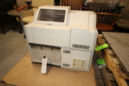 Hewlett Packard Liquid Chromatograph, Series1090, Overall Dims.: Aprox. 27-1/2" L x 24" W x 26" H(