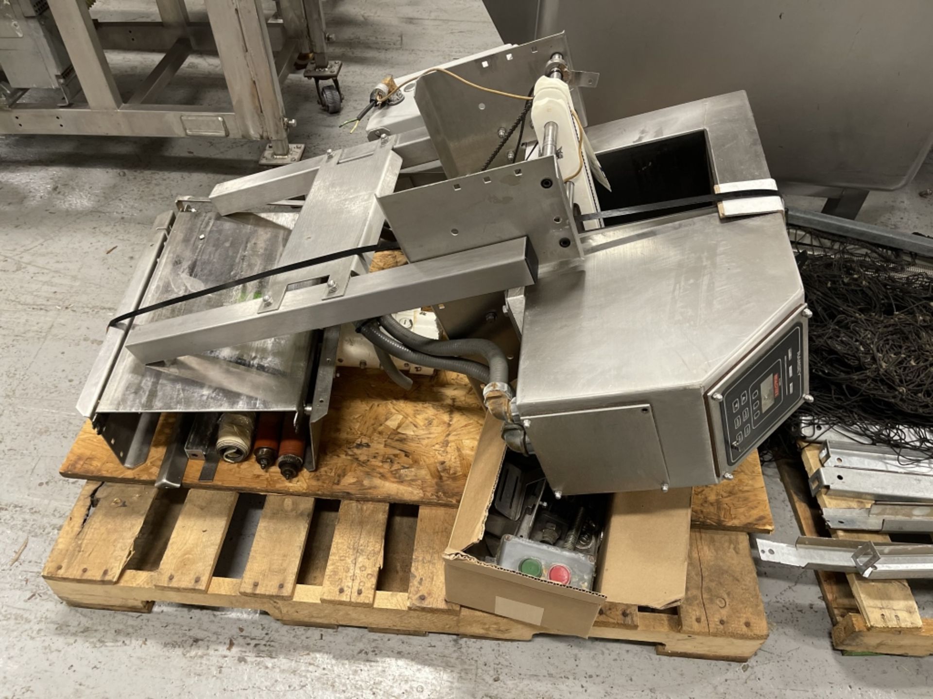 Ramsey / Icore S/S Check Weigher/Metal Detector,Type Metal Scout II, with Aprox. 8" W x 7" H Tunnel,